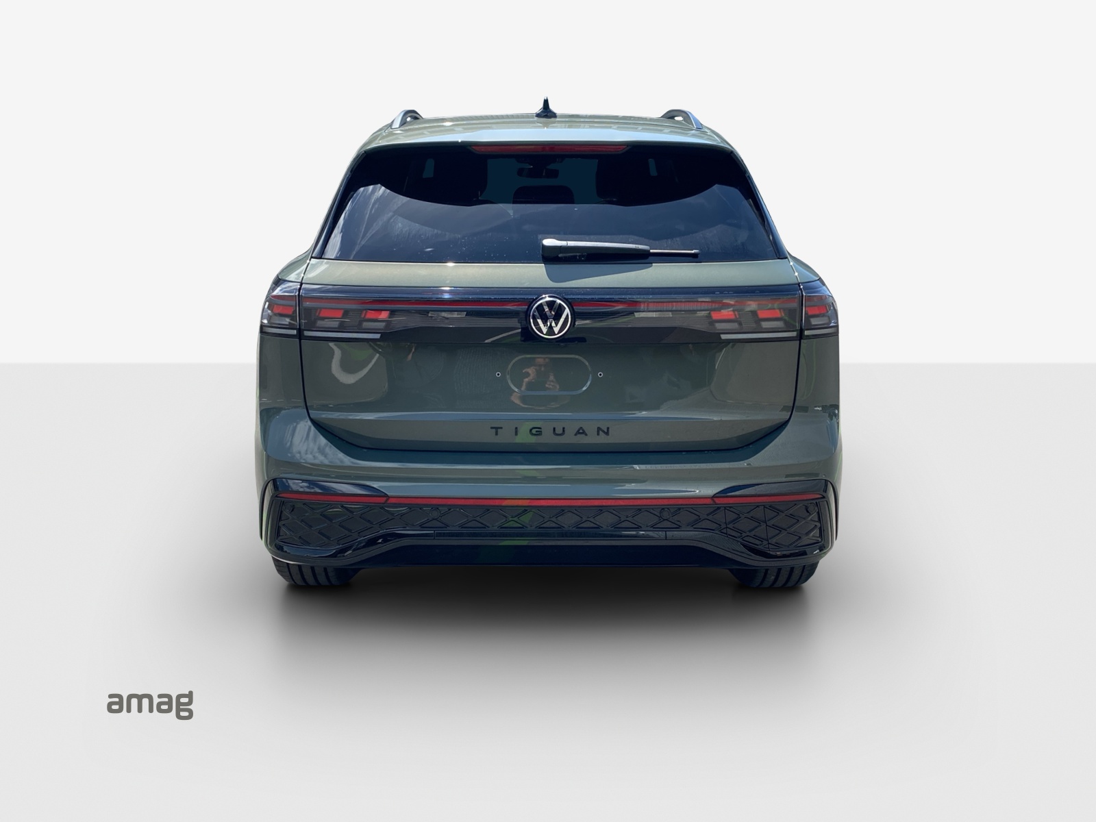 VW Tiguan 2.0 TSI DSG R-Line 4Motion-showroom-element-3