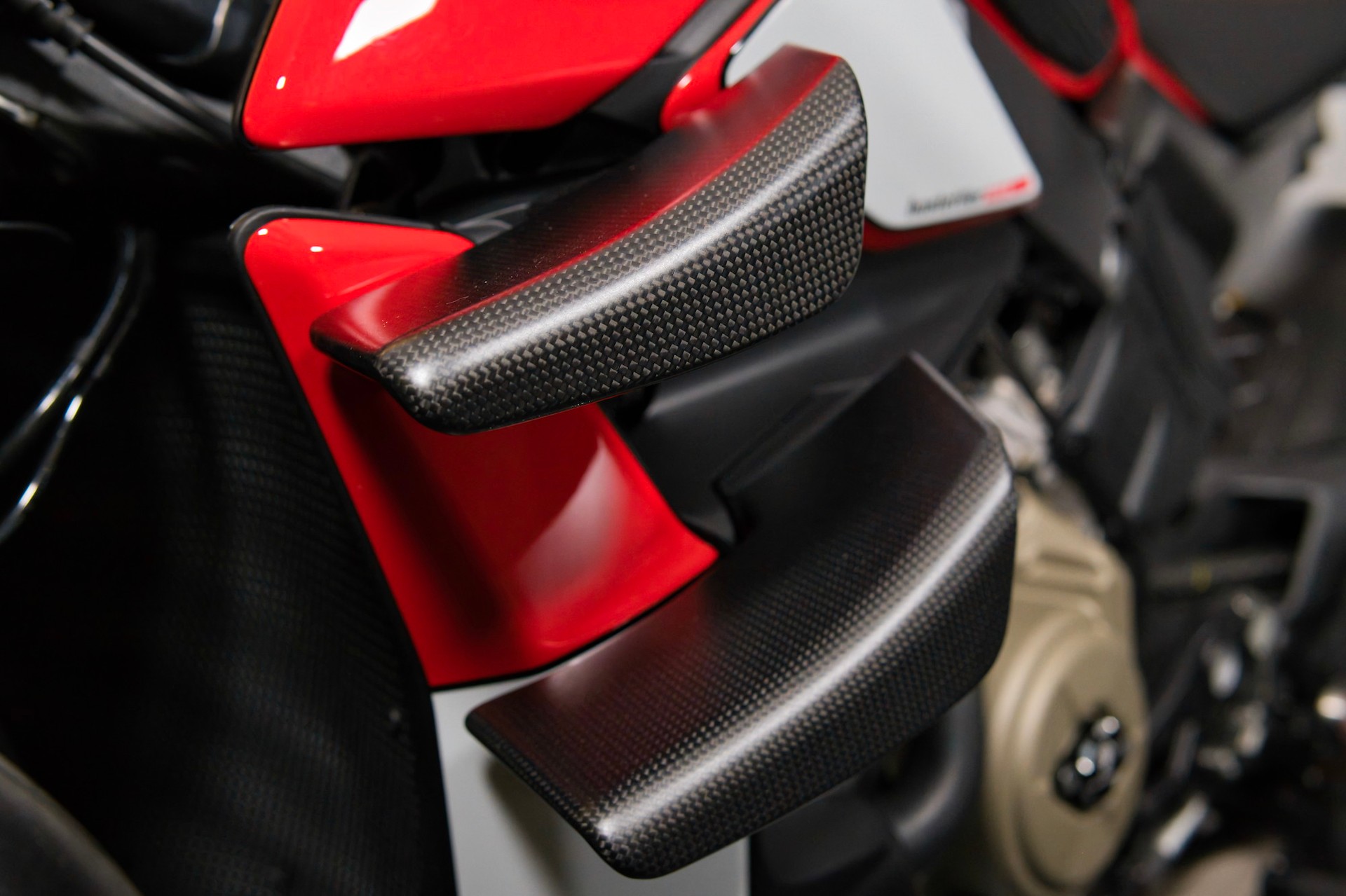 DUCATI Streetfighter V4 S-image-15