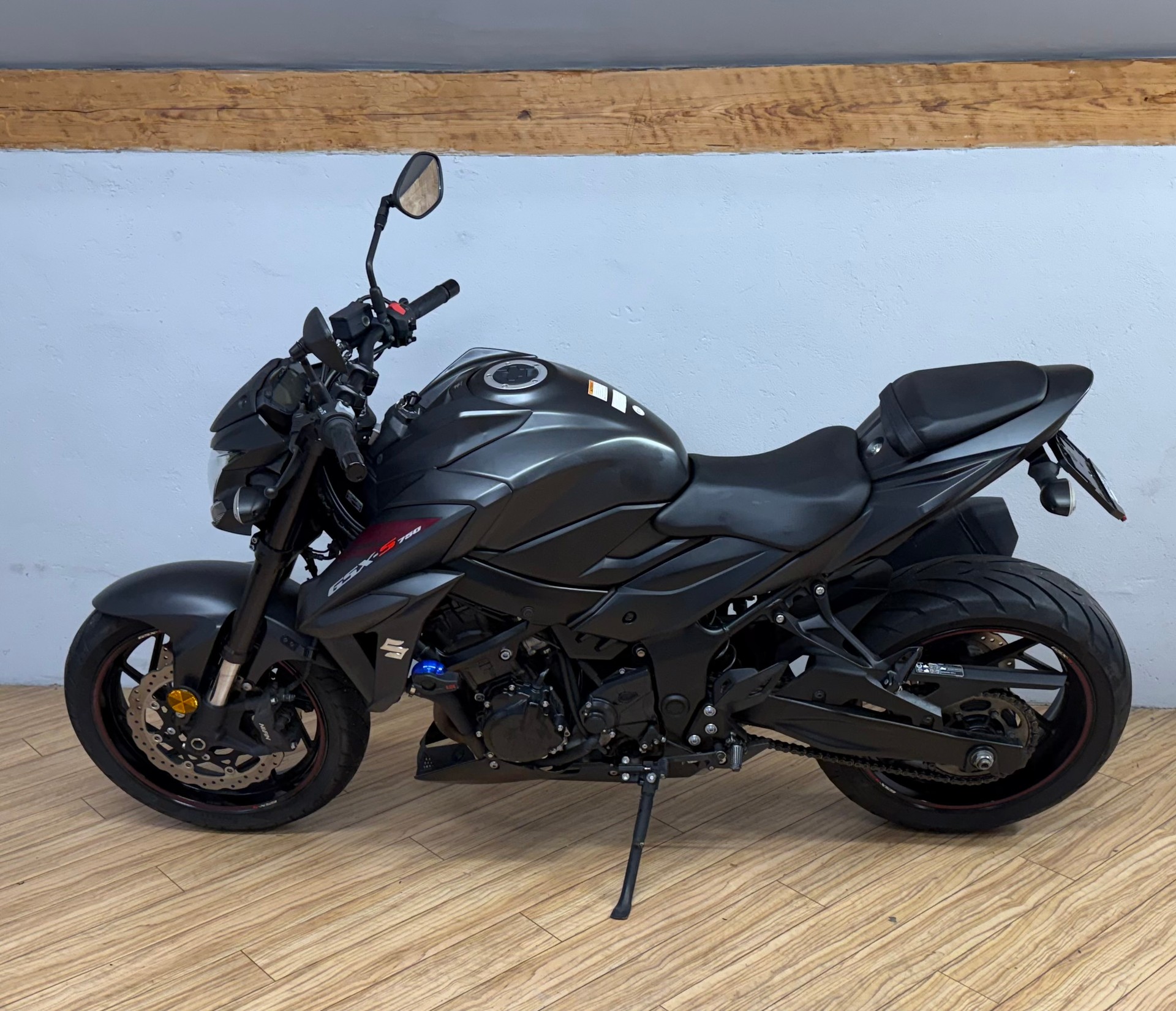 SUZUKI GSX-S 750 ABS-image-5