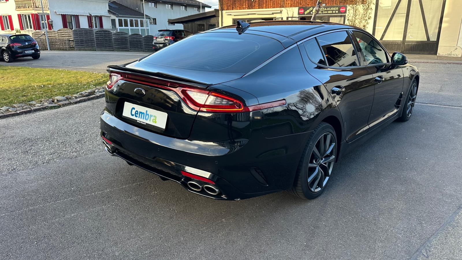 KIA Stinger 3.3 T-GDi GT Automat AWD-image-11