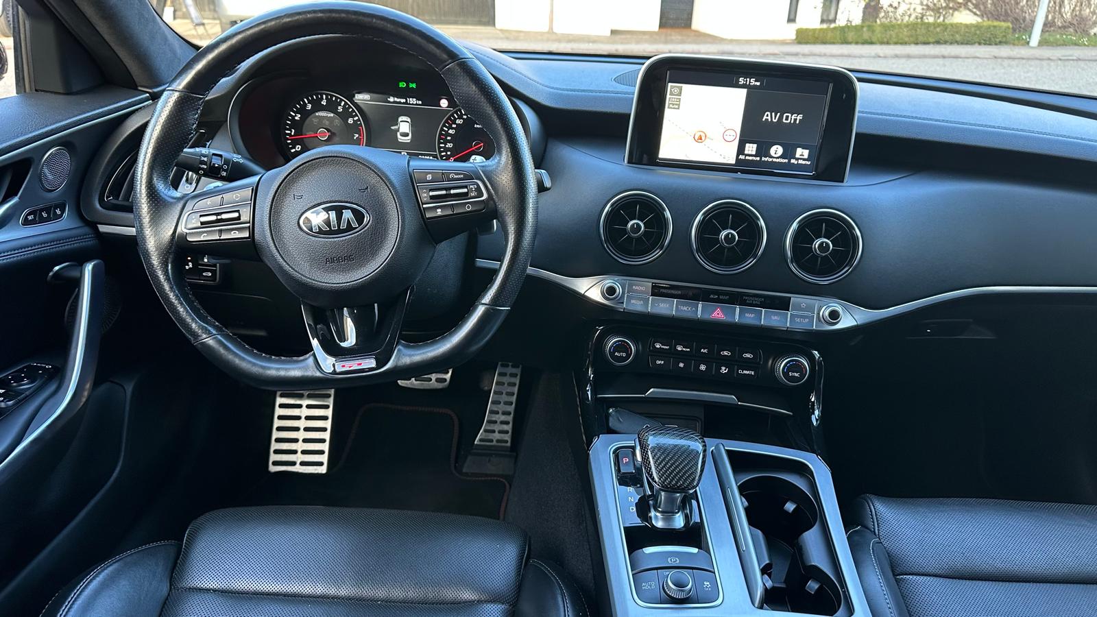 KIA Stinger 3.3 T-GDi GT Automat AWD-image-6