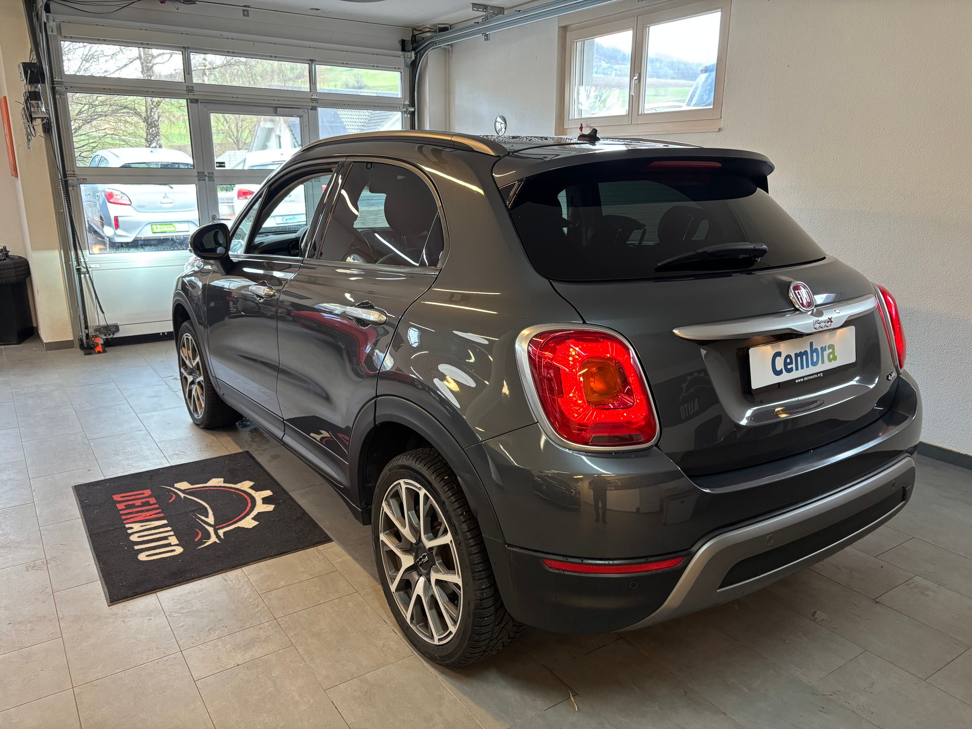 FIAT 500X 2.0 MJ Cross Plus 4x4 Automatic-image-2