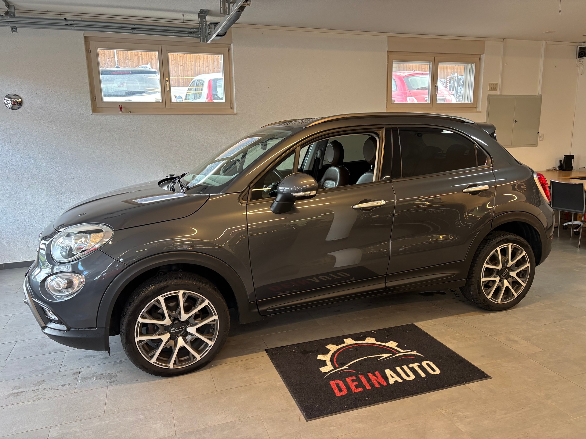 FIAT 500X 2.0 MJ Cross Plus 4x4 Automatic-image-1