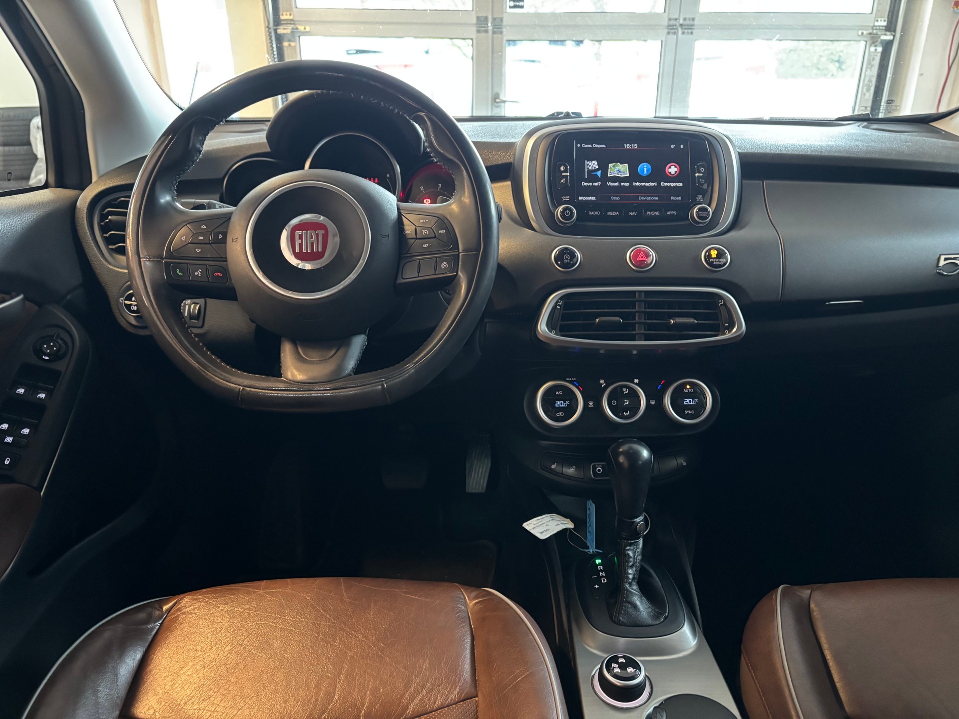 FIAT 500X 2.0 MJ Cross Plus 4x4 Automatic-image-9