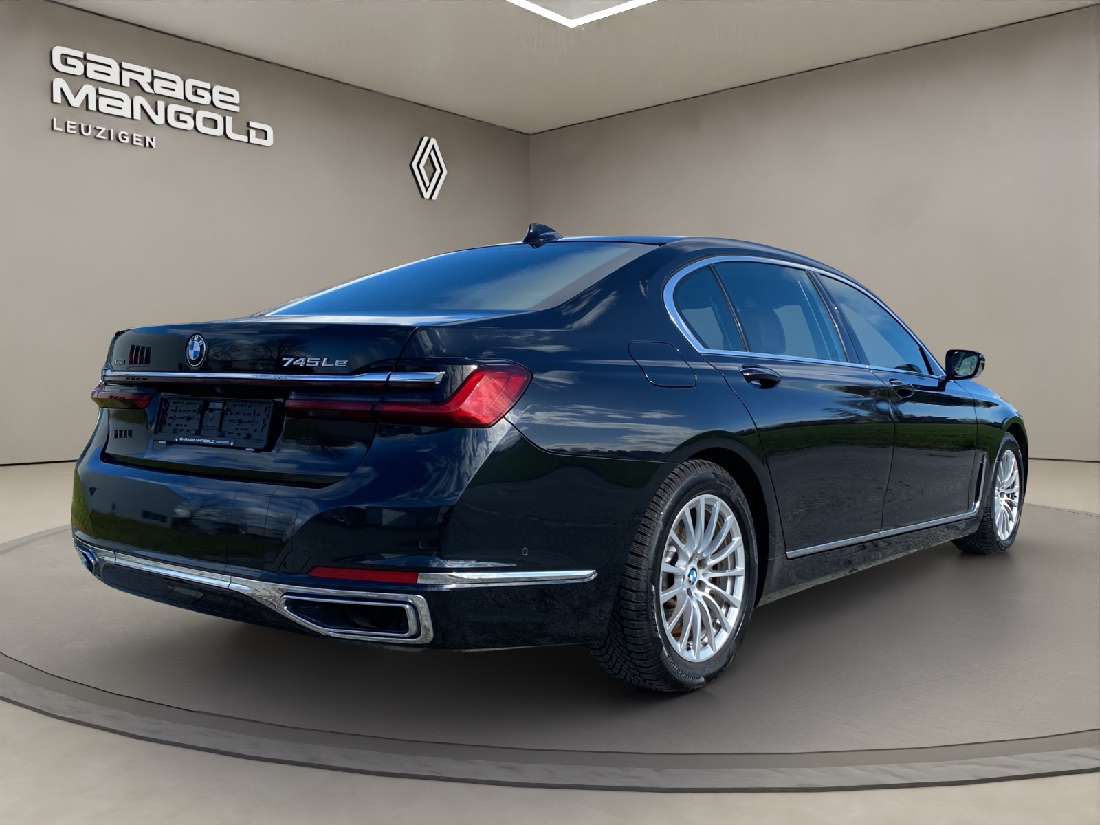 BMW 745Le xDrive Steptronic-image-4