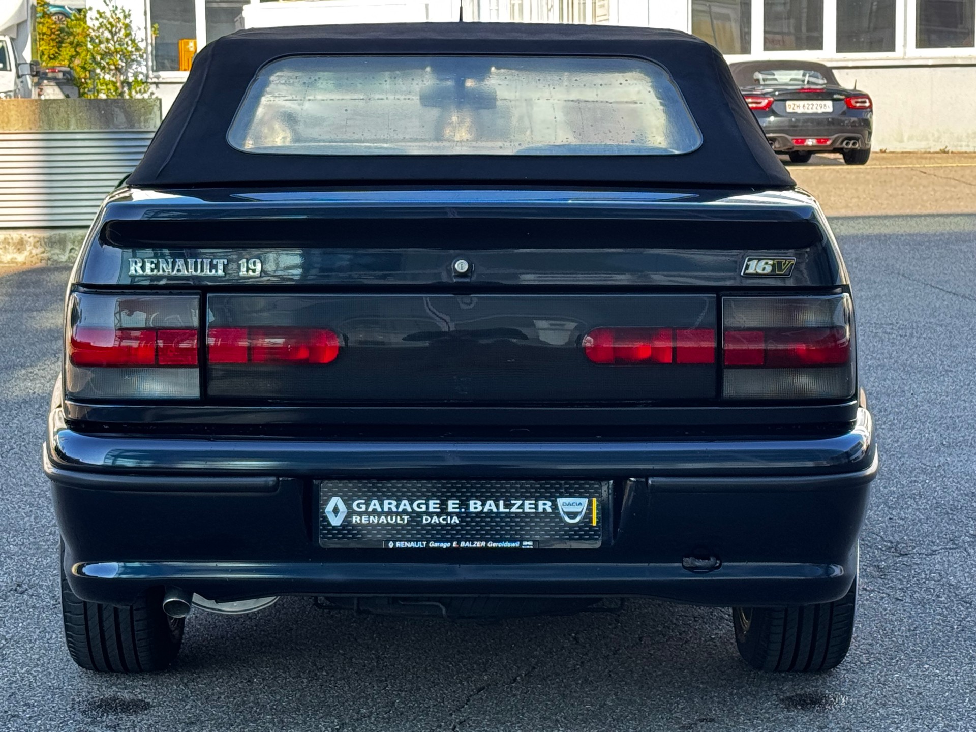 RENAULT R19 Cabrio 1.8 16V VETERANENFAHRZEUG-image-3