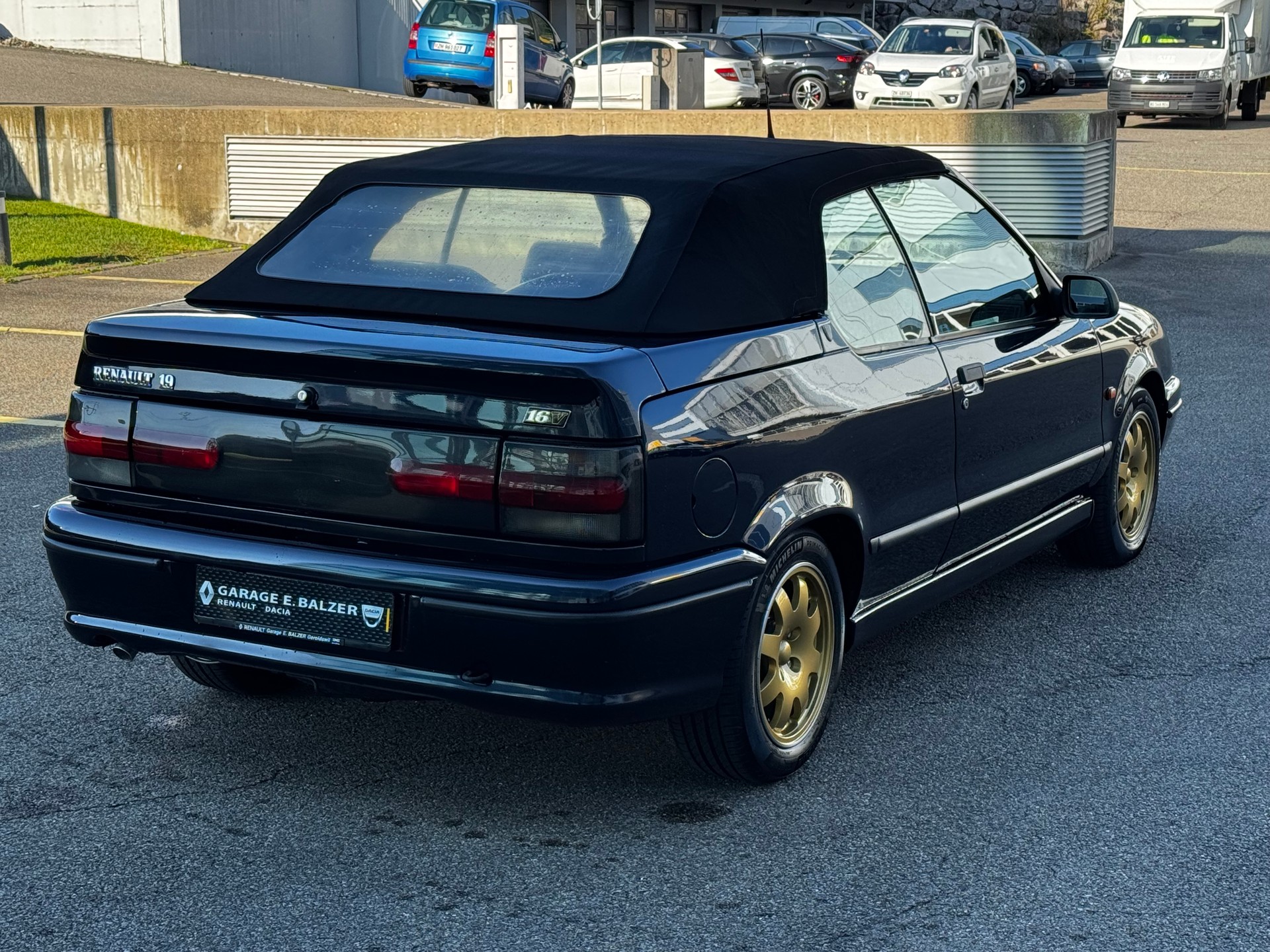 RENAULT R19 Cabrio 1.8 16V VETERANENFAHRZEUG-image-5