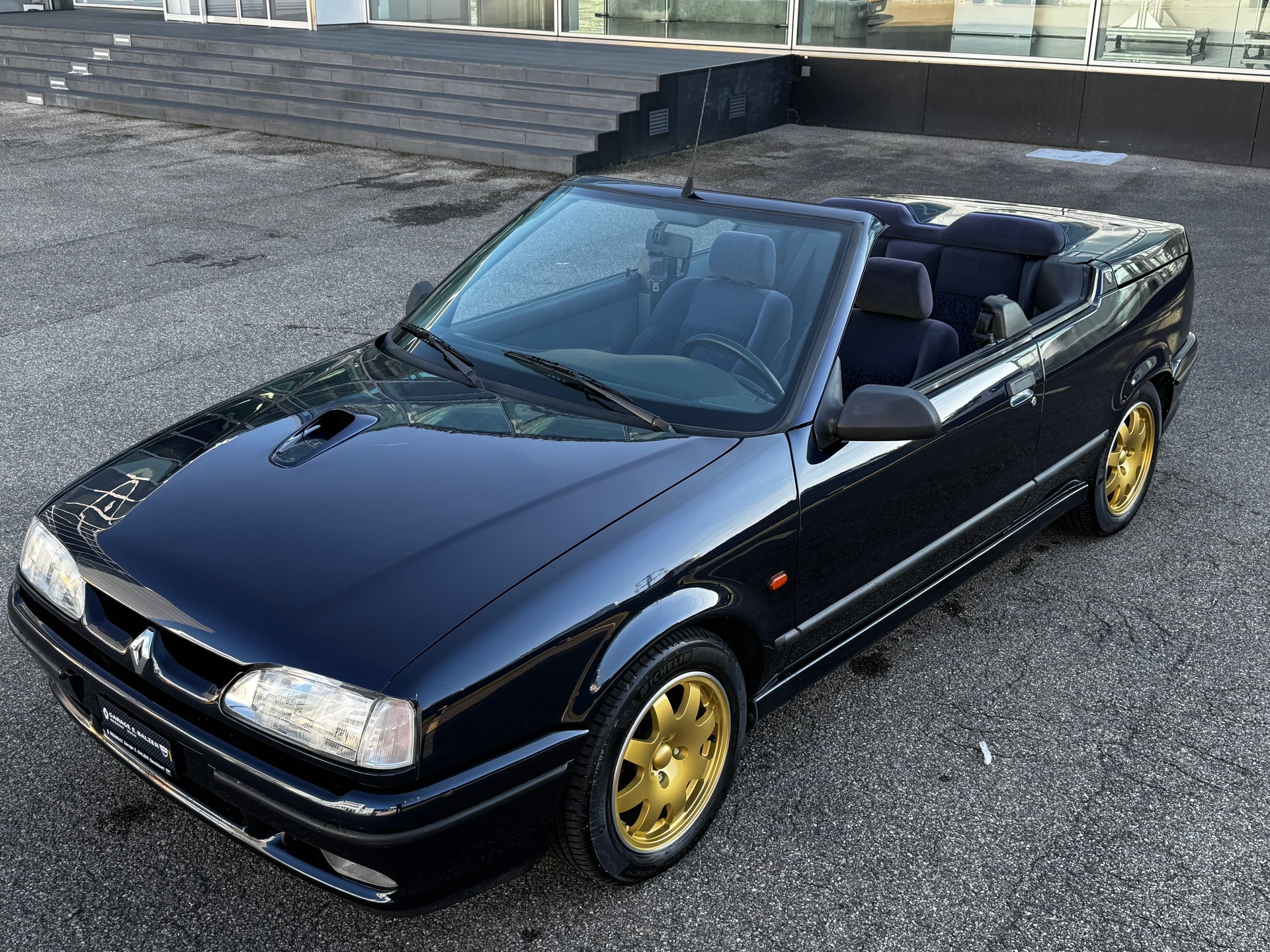 RENAULT R19 Cabrio 1.8 16V VETERANENFAHRZEUG
