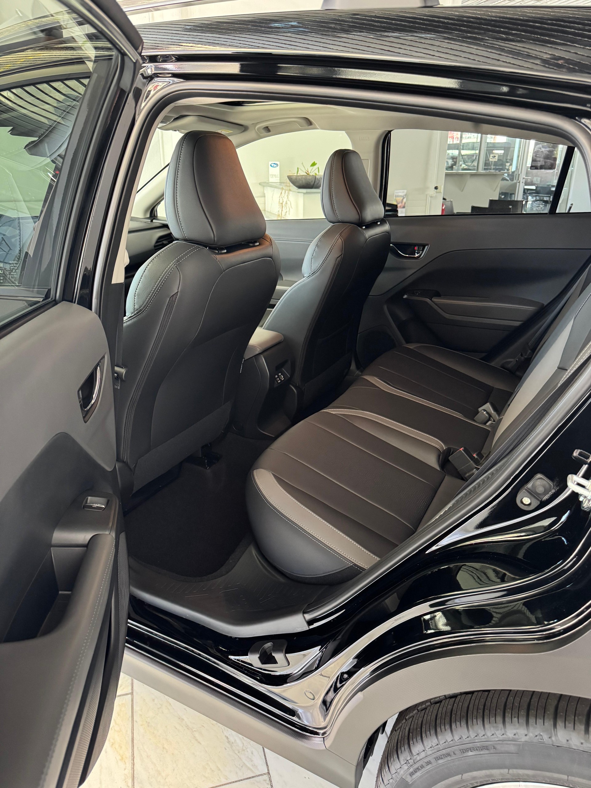 SUBARU Crosstrek 2.0i e-Boxer Luxury-image-6