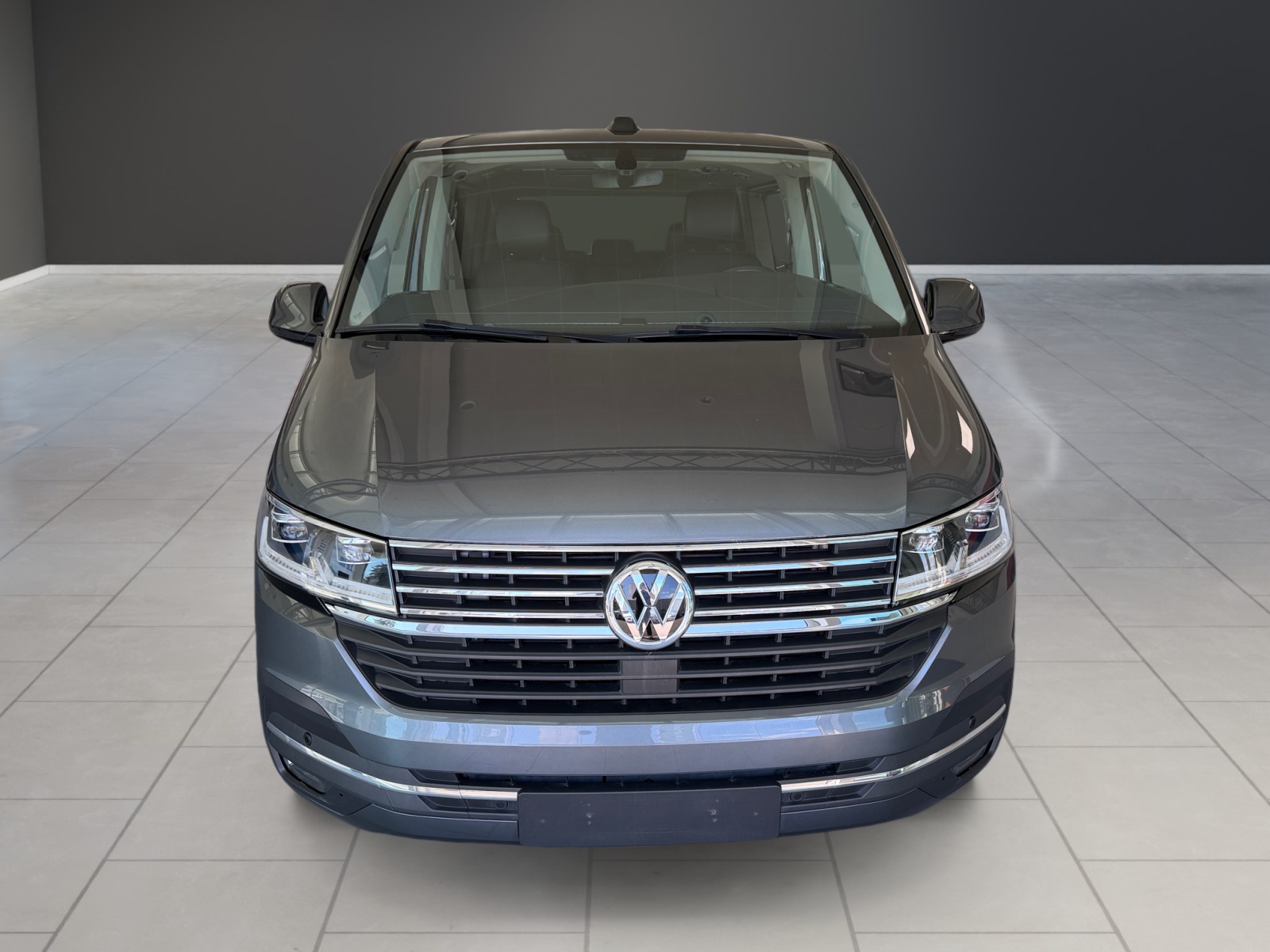 VW Multivan-showroom-element-3