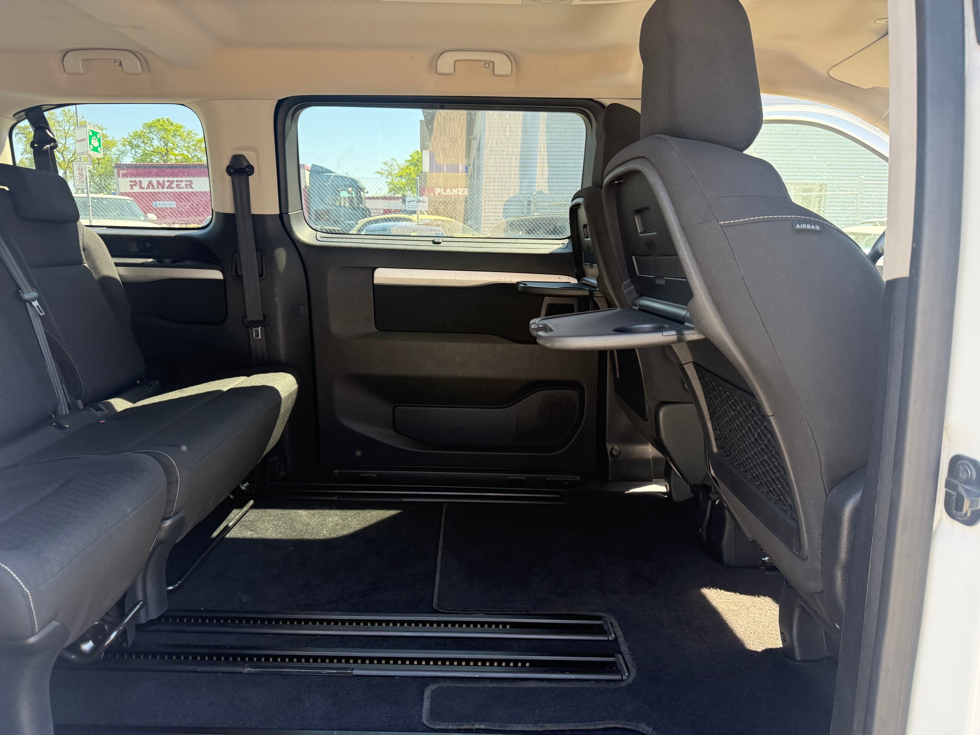 OPEL Zafira Life 2.0 CDTI Business Innovation M Automatik-image-10