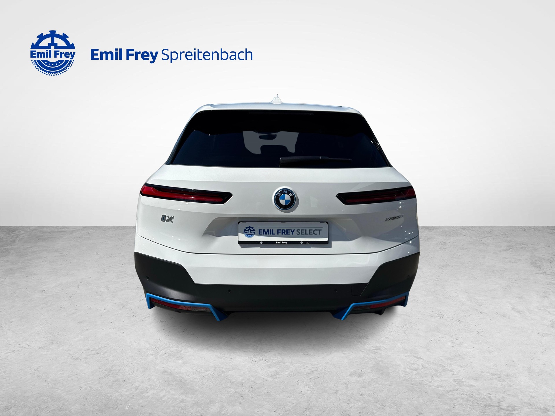 BMW iX xDrive50 / Jetzt mit attraktivem 0.99% Leasing!-showroom-element-3