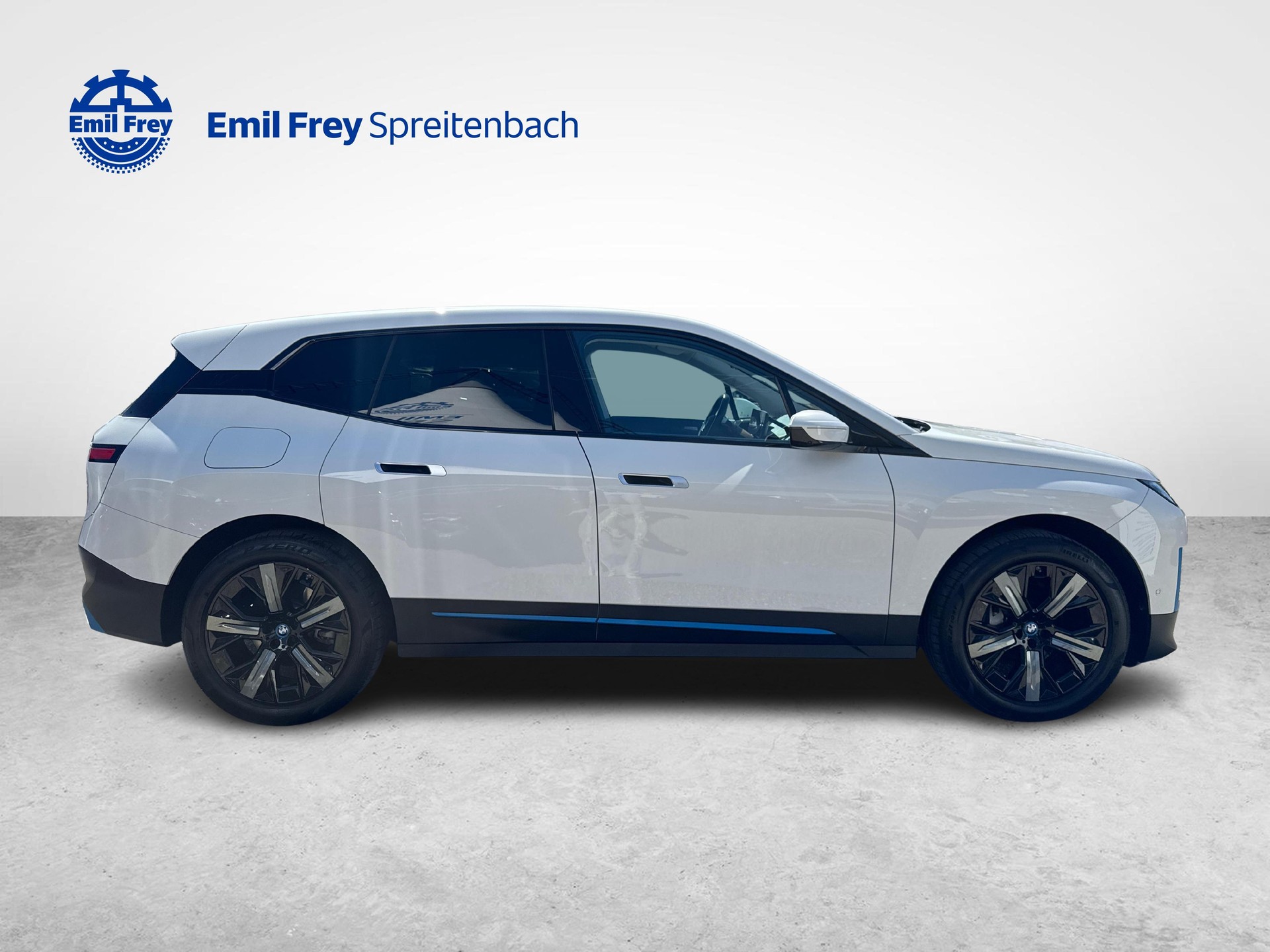 BMW iX xDrive50 / Jetzt mit attraktivem 0.99% Leasing!-image-5