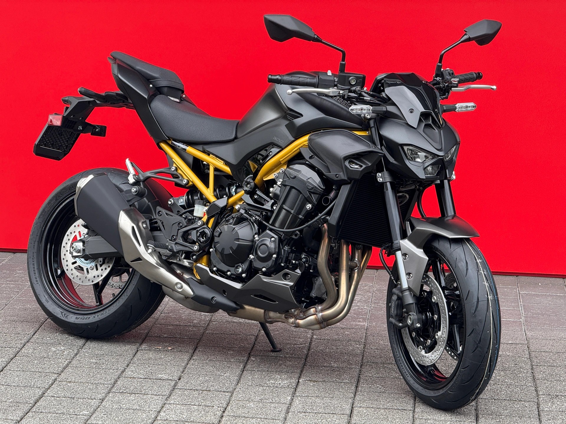 KAWASAKI Z 900 (35kW)-image-3