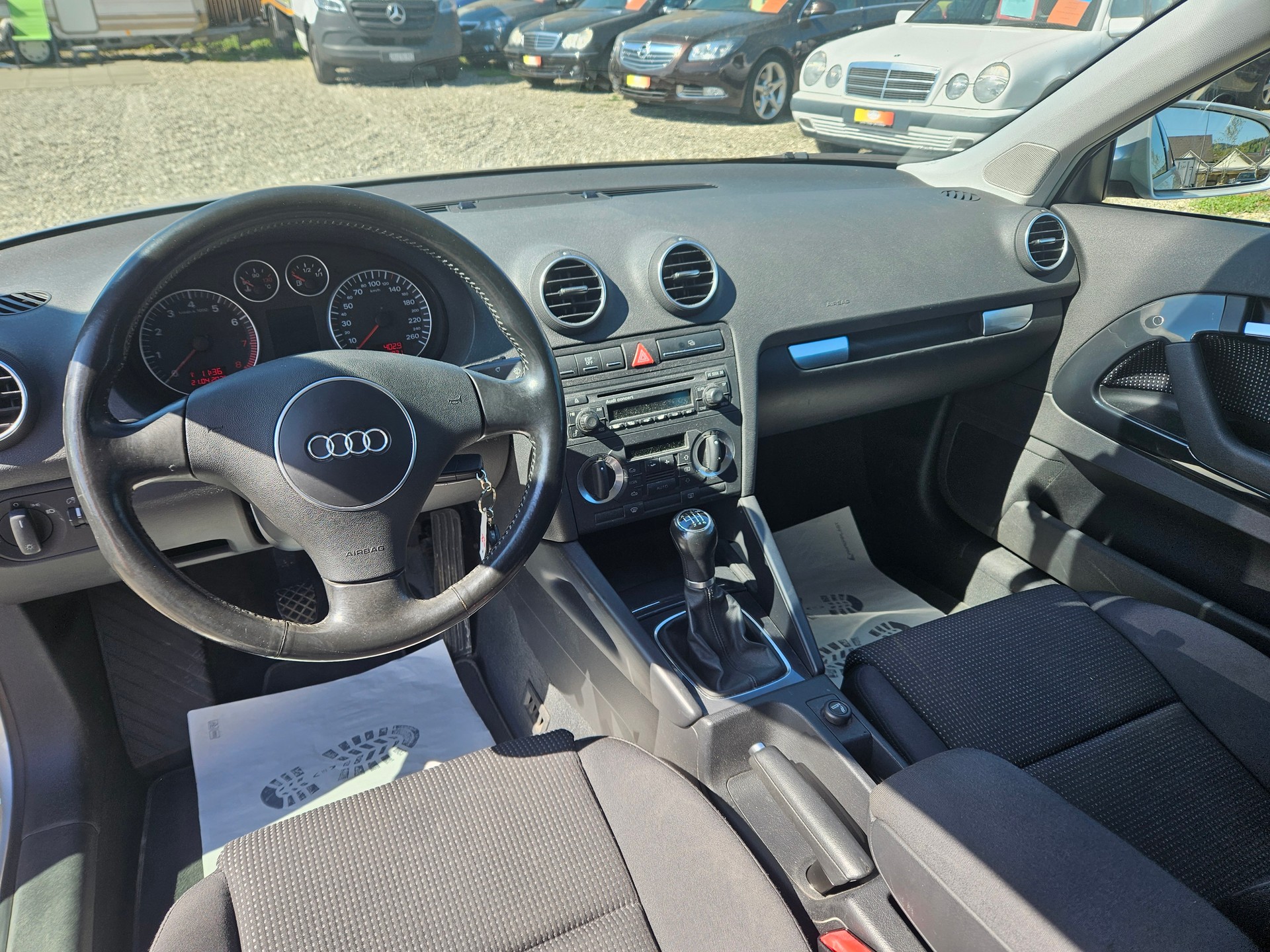 AUDI A3 1.6 Ambition-image-10