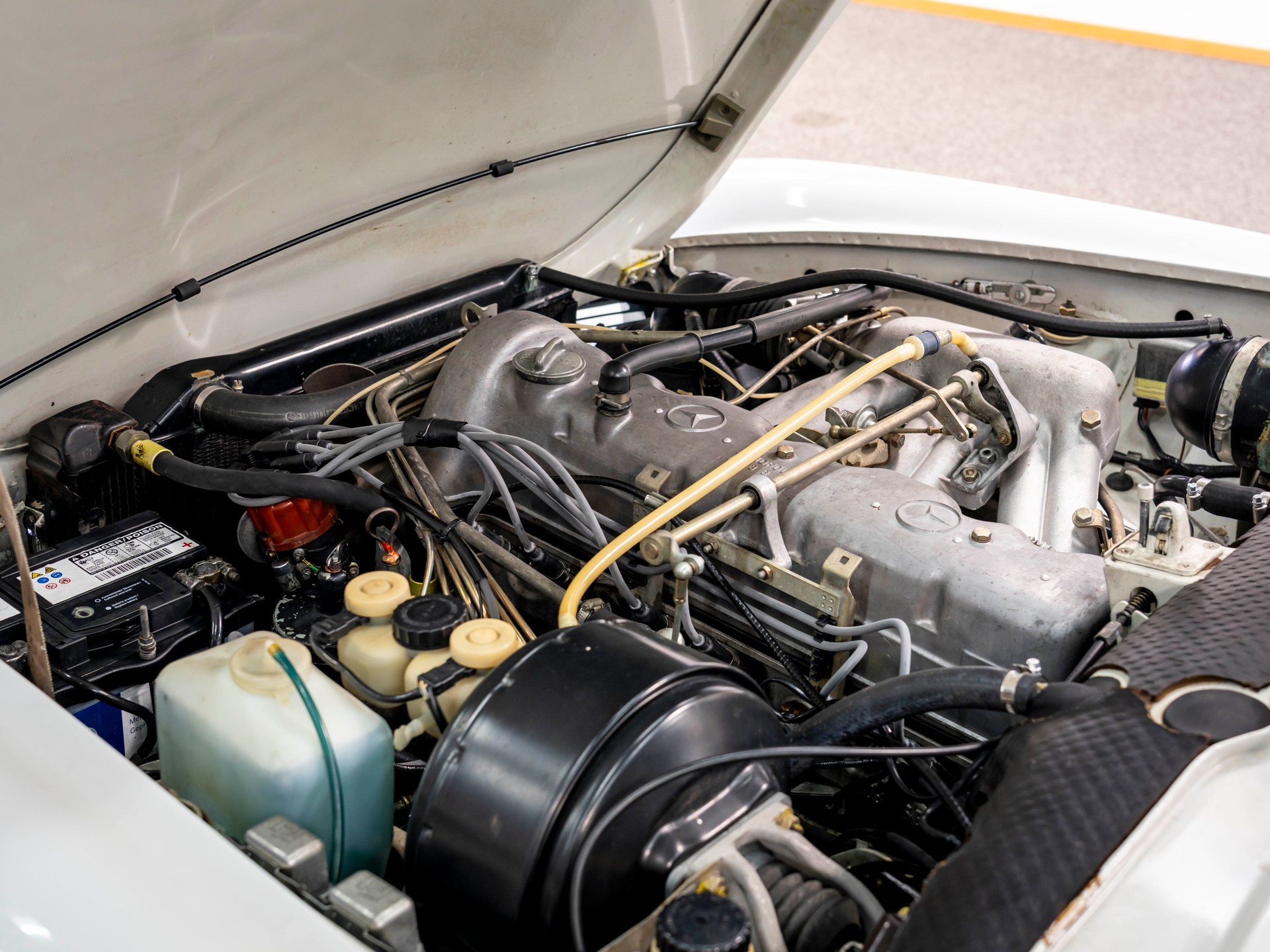 MERCEDES-BENZ SL 280 Pagode-image-30