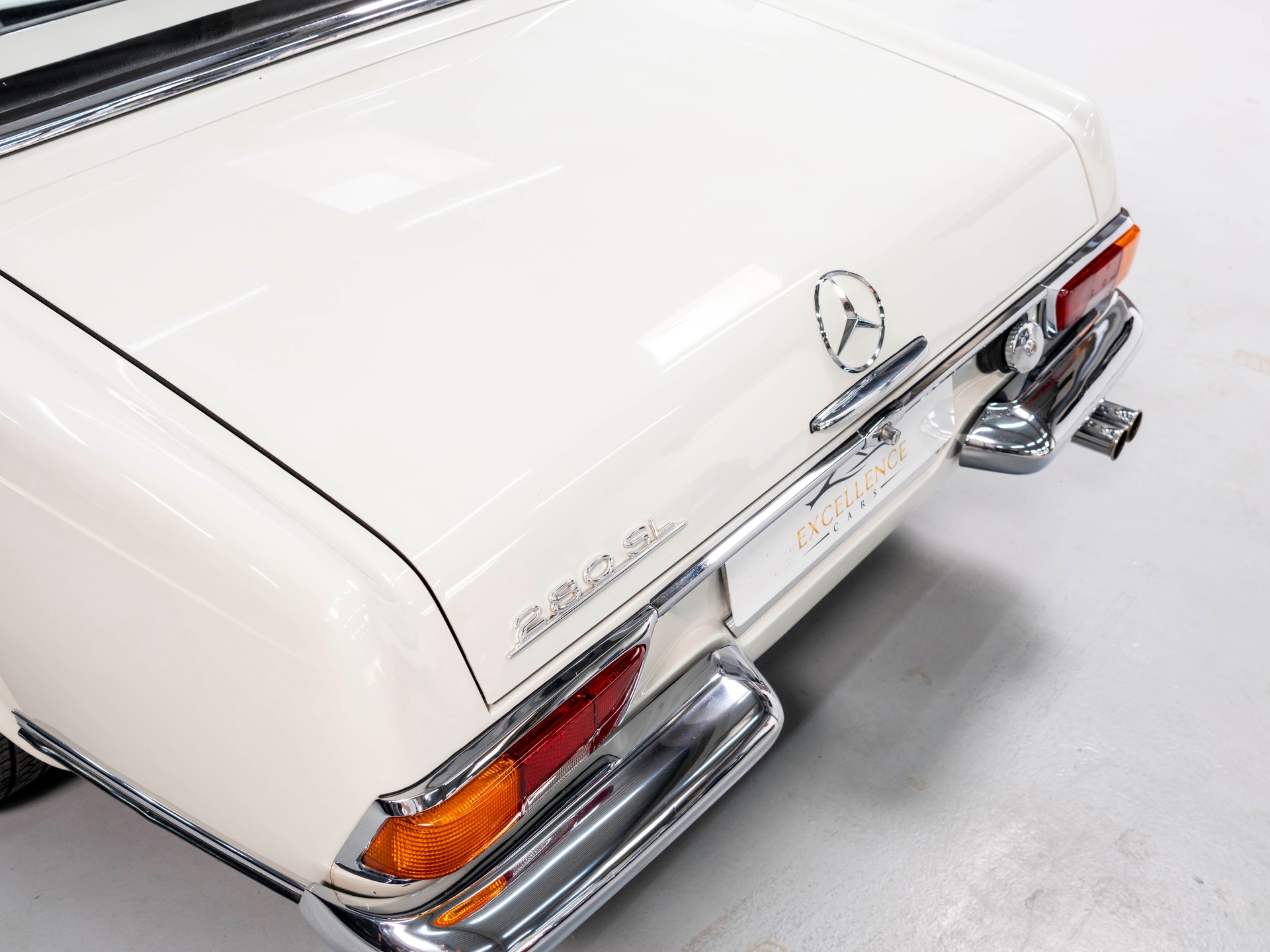 MERCEDES-BENZ SL 280 Pagode-image-20