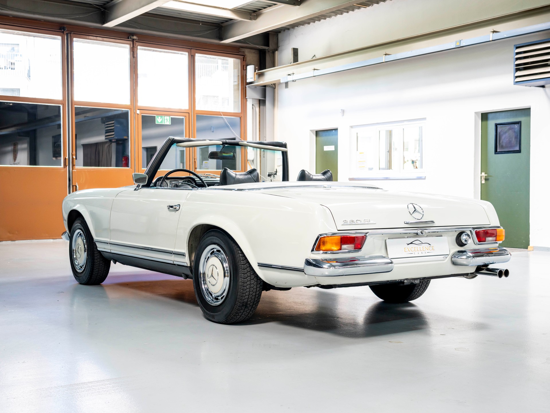 MERCEDES-BENZ SL 280 Pagode-image-11