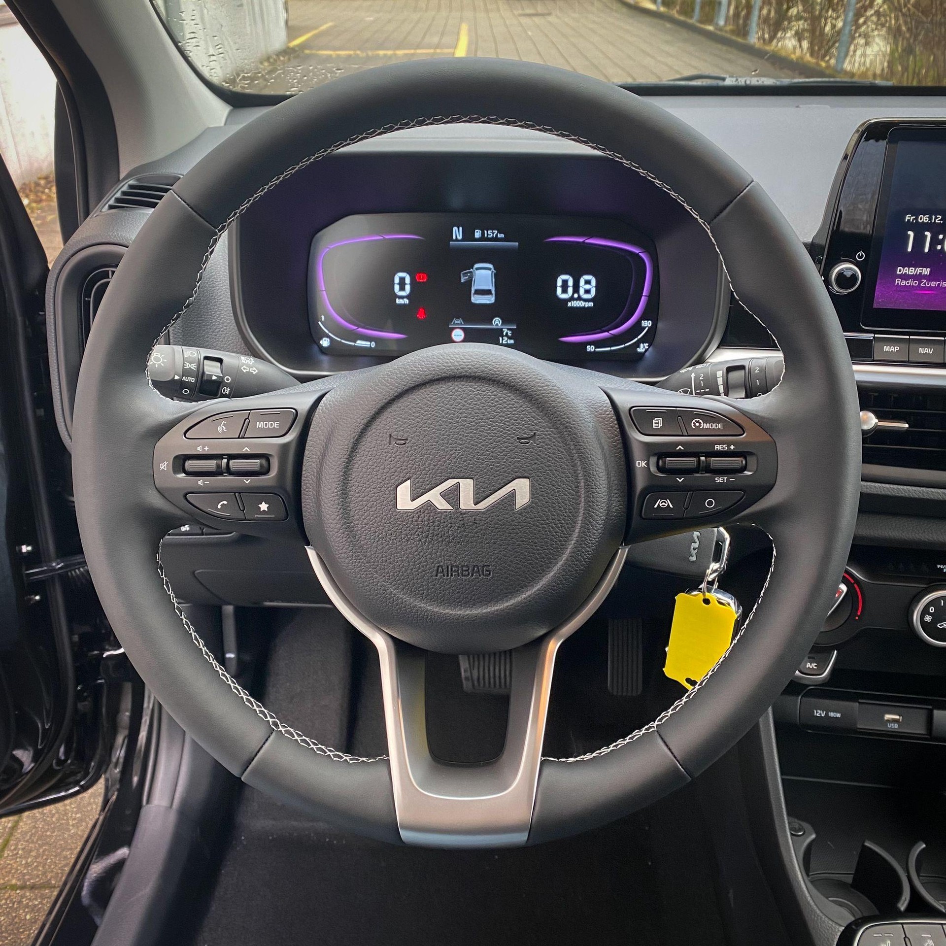 KIA Picanto 1.0 GDi First Edition-image-4