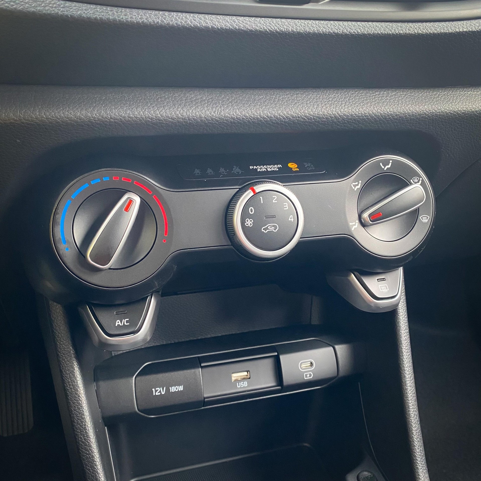 KIA Picanto 1.0 GDi First Edition-image-9