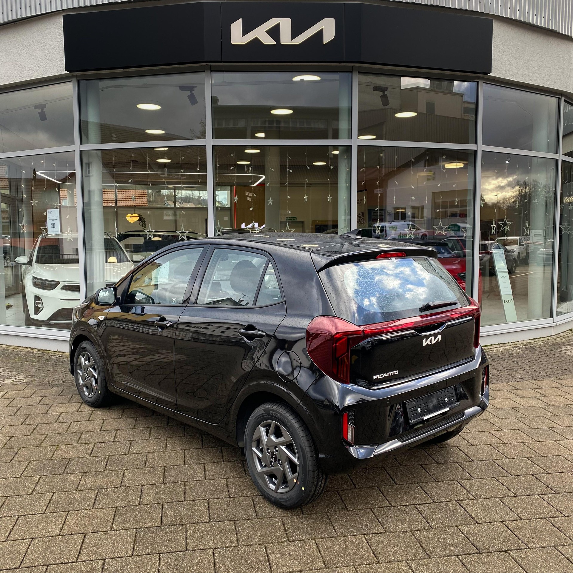 KIA Picanto 1.0 GDi First Edition-showroom-element-1