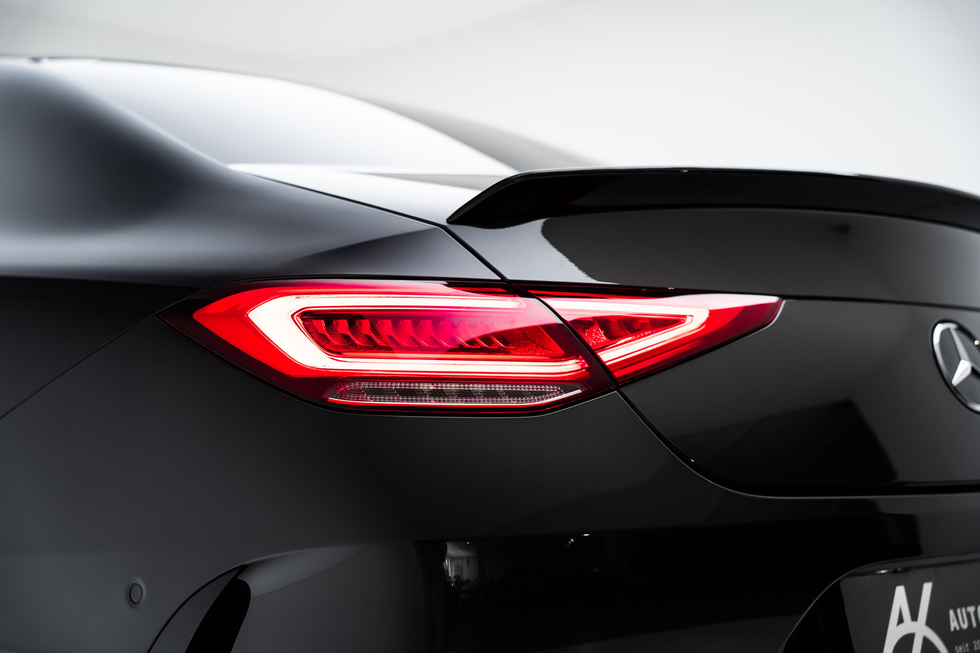 MERCEDES-BENZ CLS 350 d AMG Line 4Matic 9G-Tronic-image-7