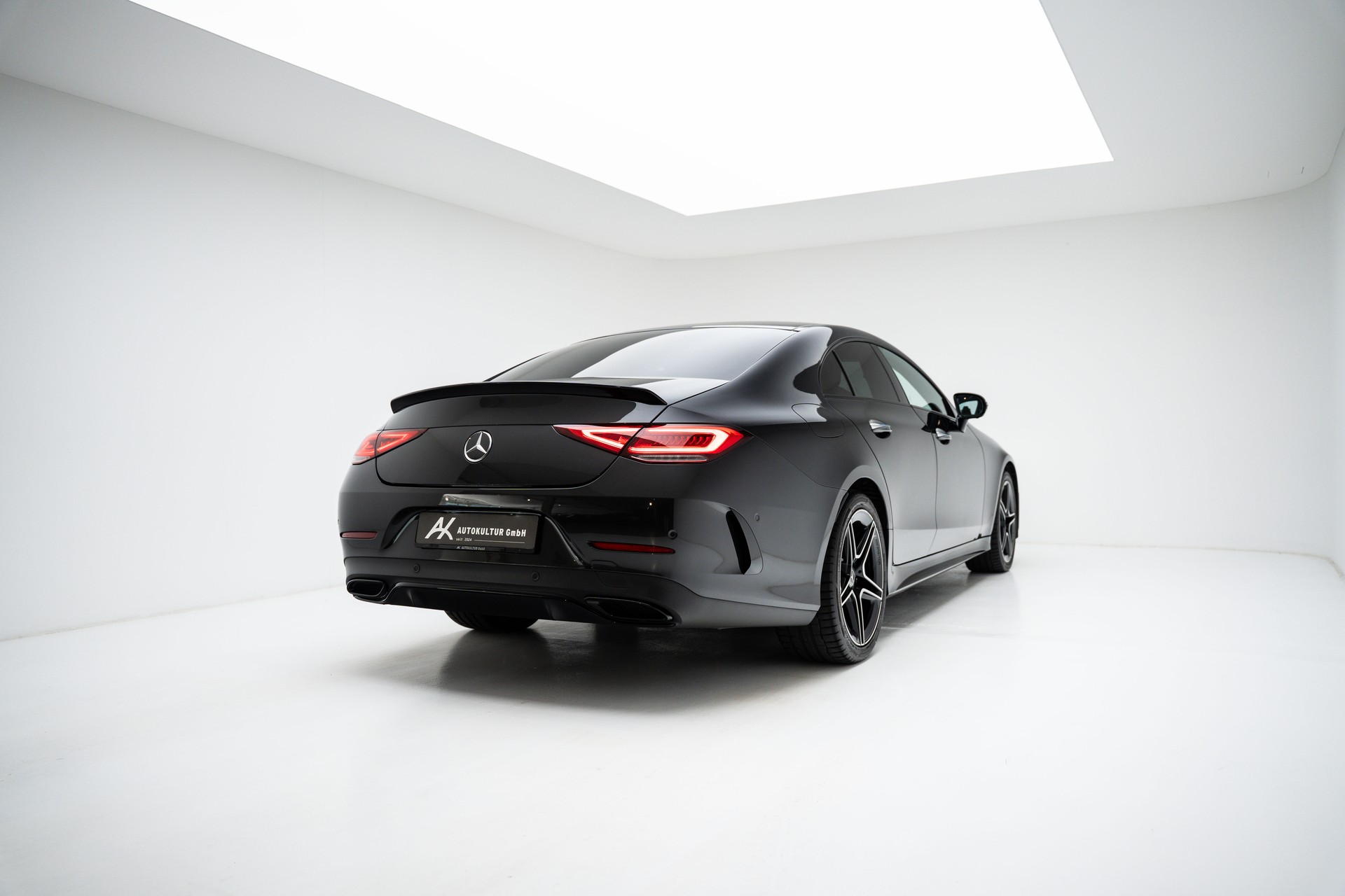 MERCEDES-BENZ CLS 350 d AMG Line 4Matic 9G-Tronic-image-5