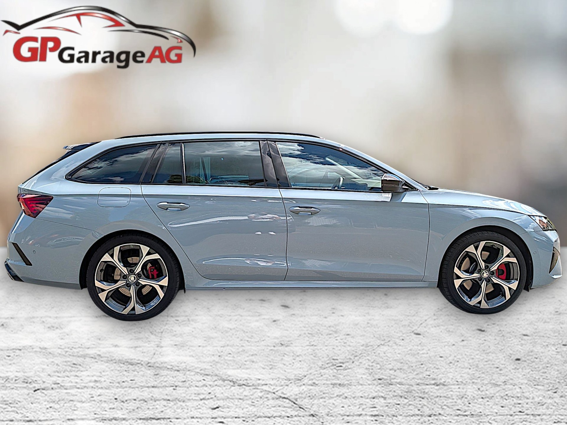 SKODA Octavia Combi 2.0 TSI DSG RS-image-5