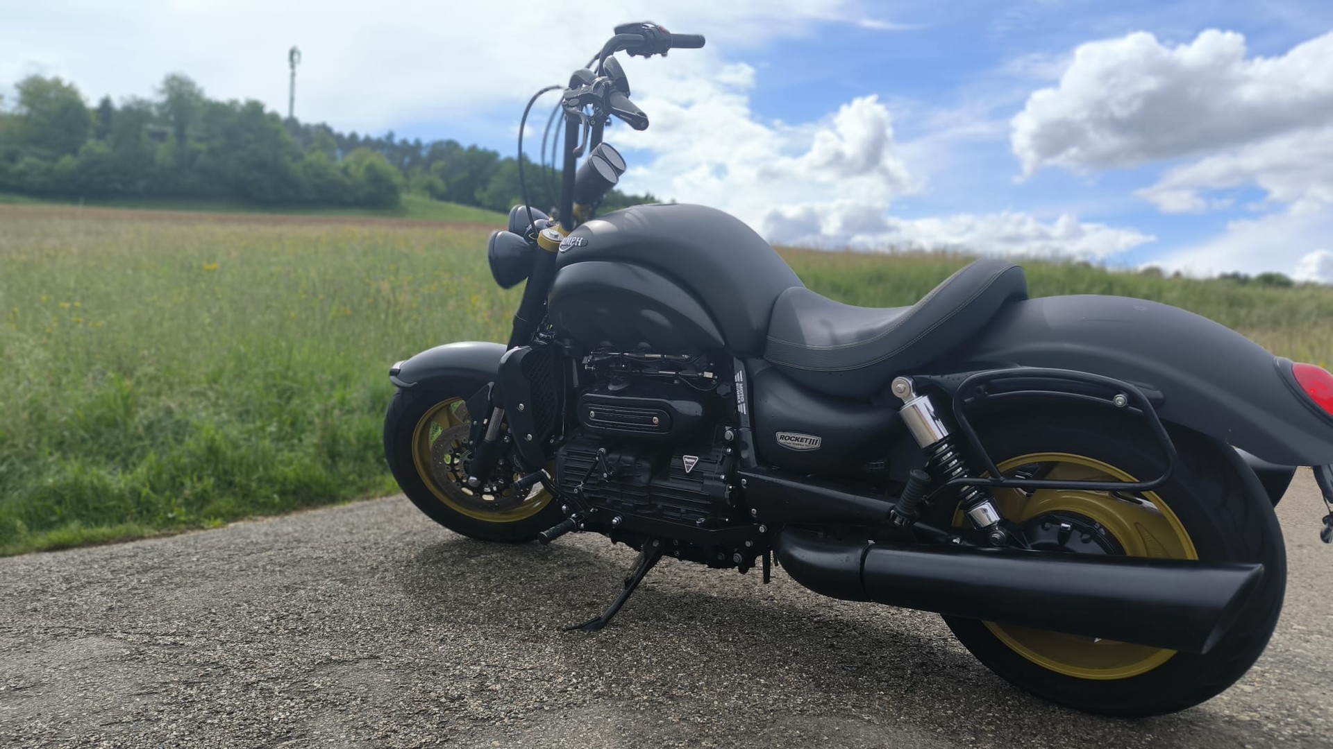 TRIUMPH Rocket III Roadster ABS-image-2