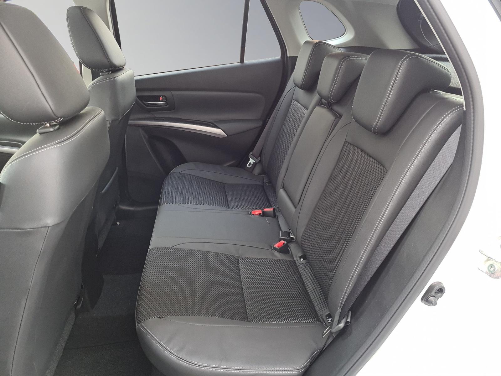 SUZUKI S-Cross 1.5 Compact Top Hybrid 4x4-image-14