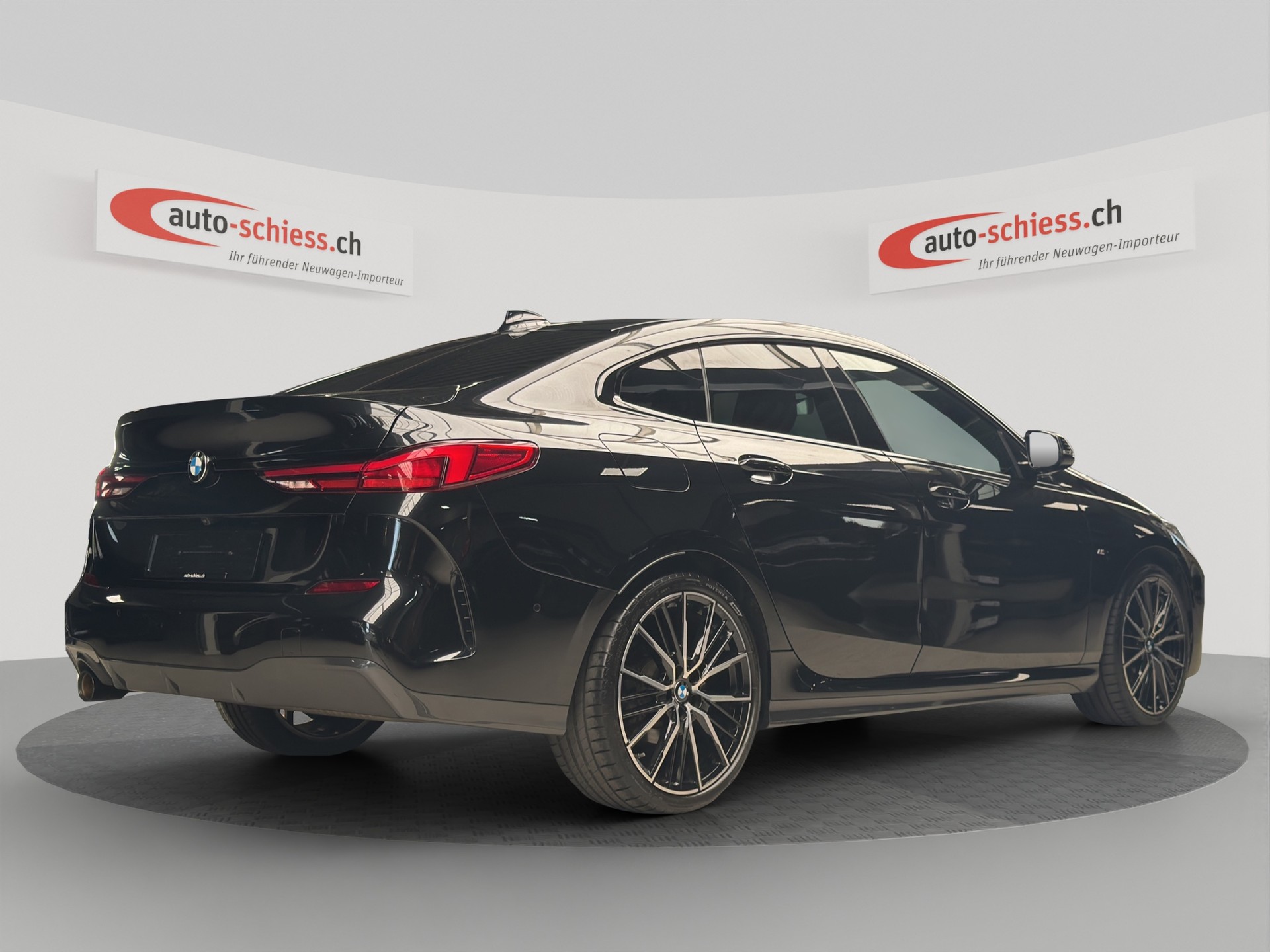 BMW 218i Gran Coupé M Sport Shadow Line Steptronic-image-4