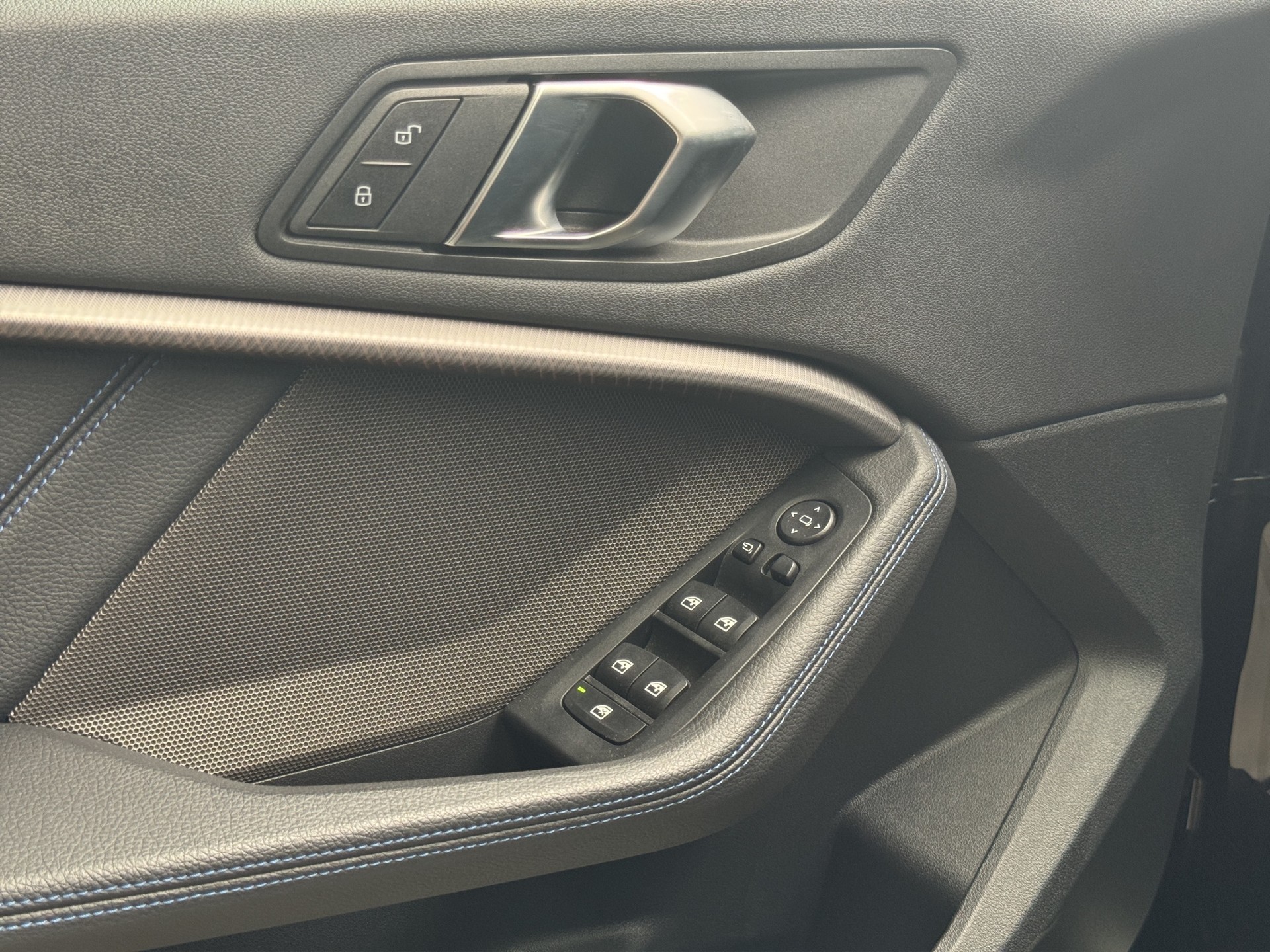 BMW 218i Gran Coupé M Sport Shadow Line Steptronic-image-8