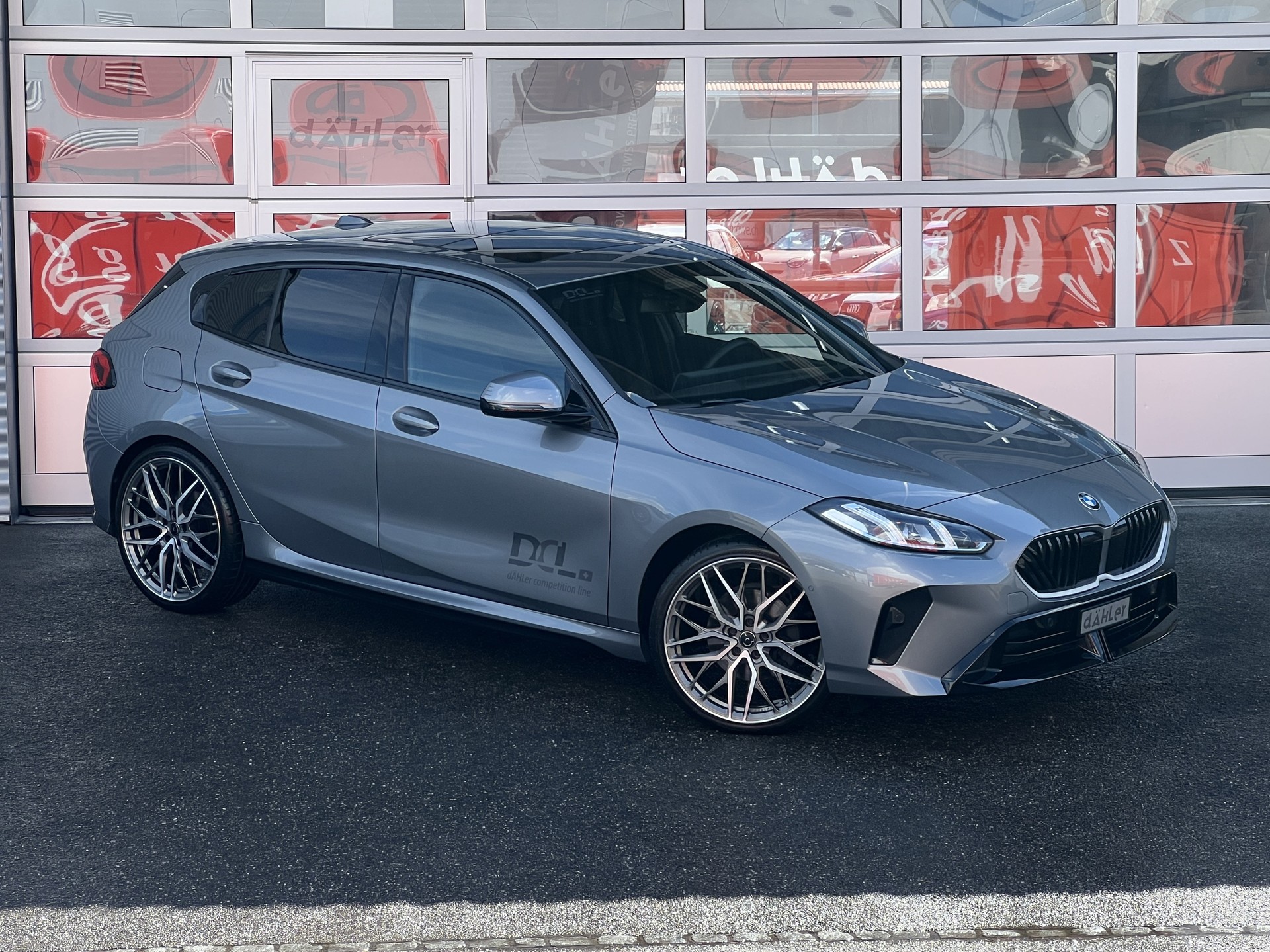 BMW 120 M Sport Pro Steptronic-showroom-element-1