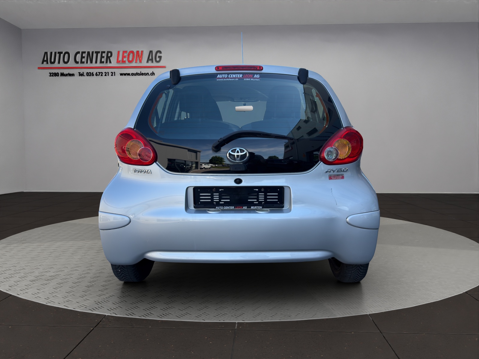 TOYOTA Aygo 1.0 Linea Terra-image-4