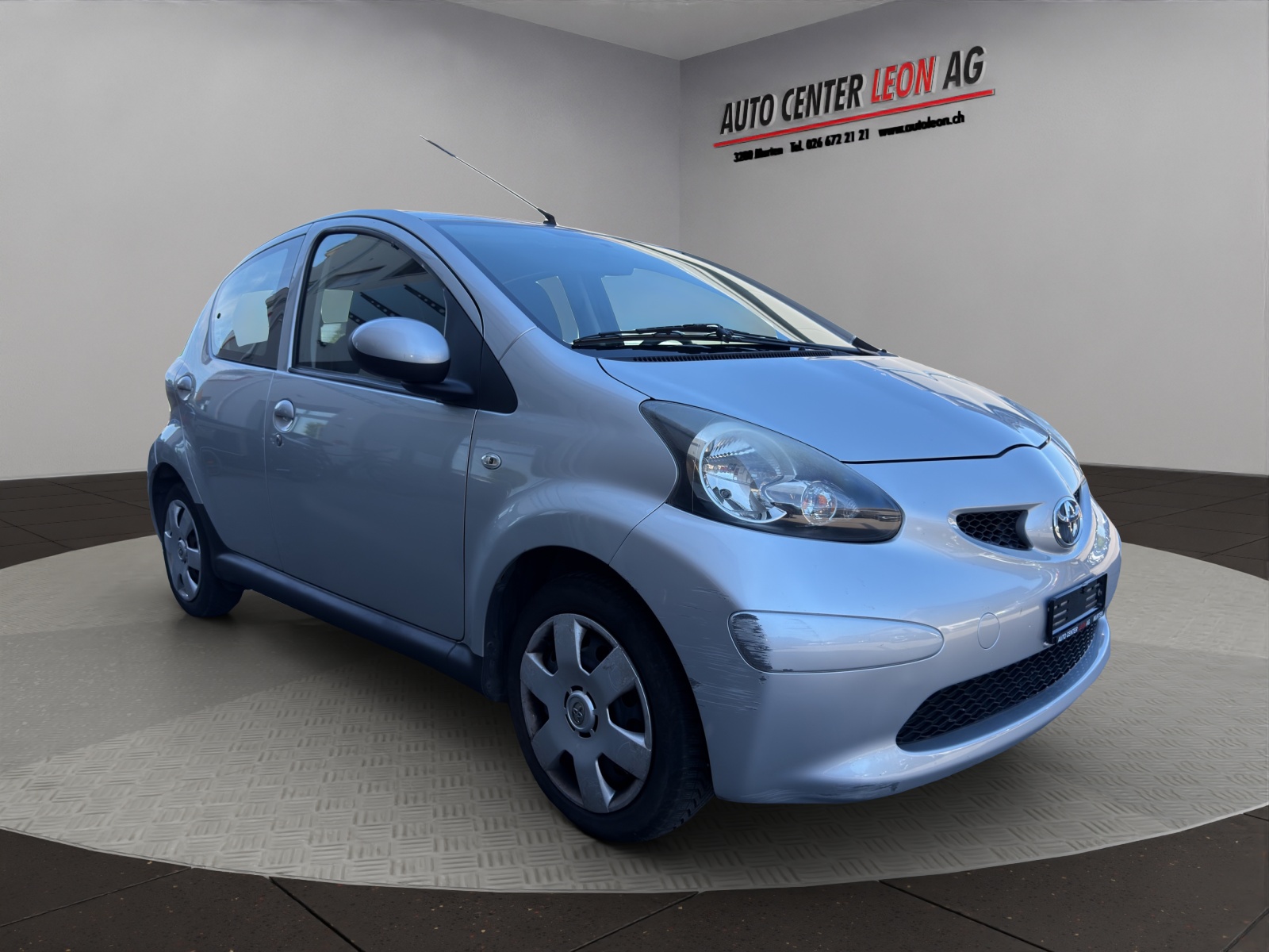TOYOTA Aygo 1.0 Linea Terra-image-7