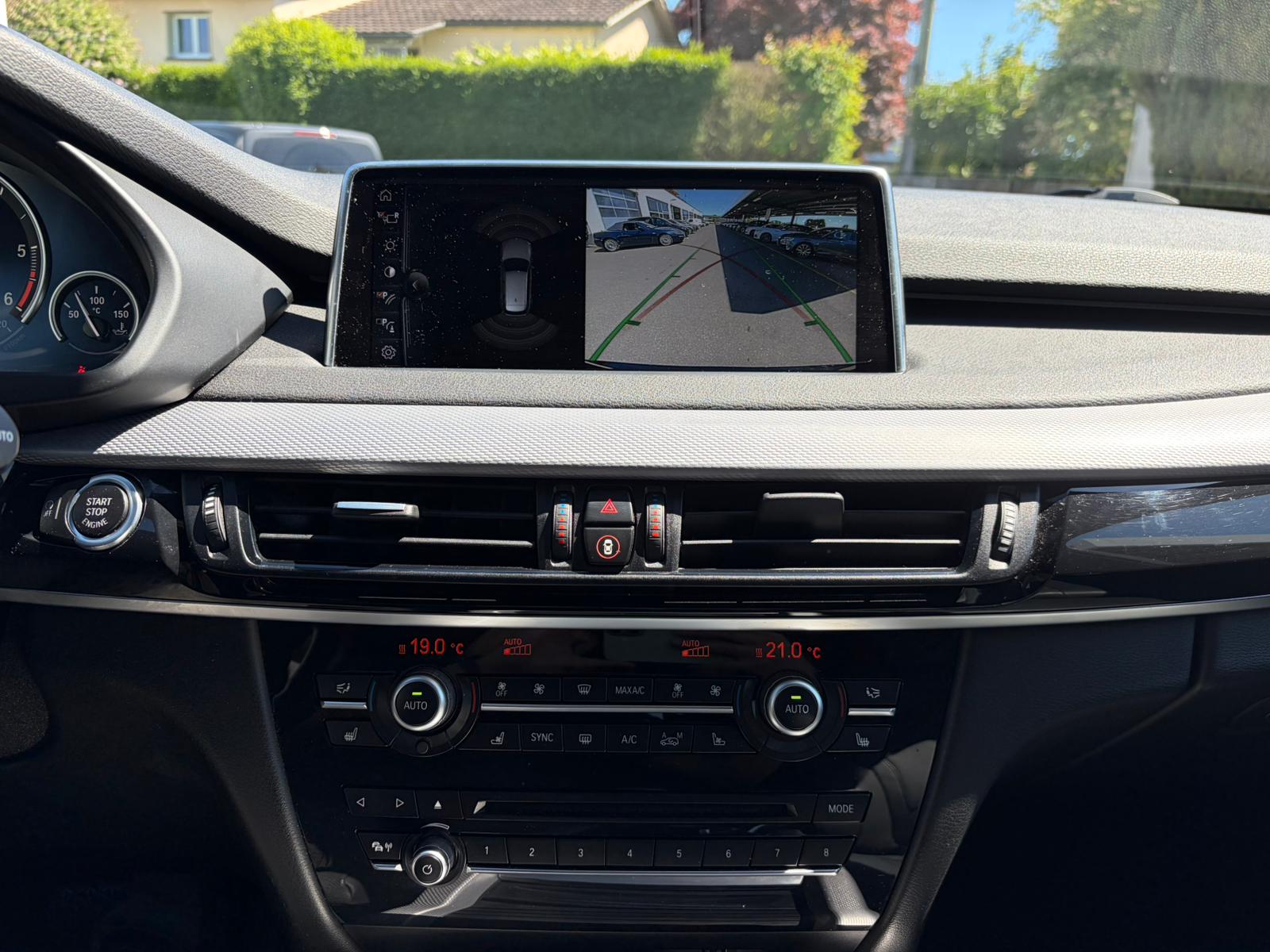 BMW X5 xDrive 40d Steptronic-image-14