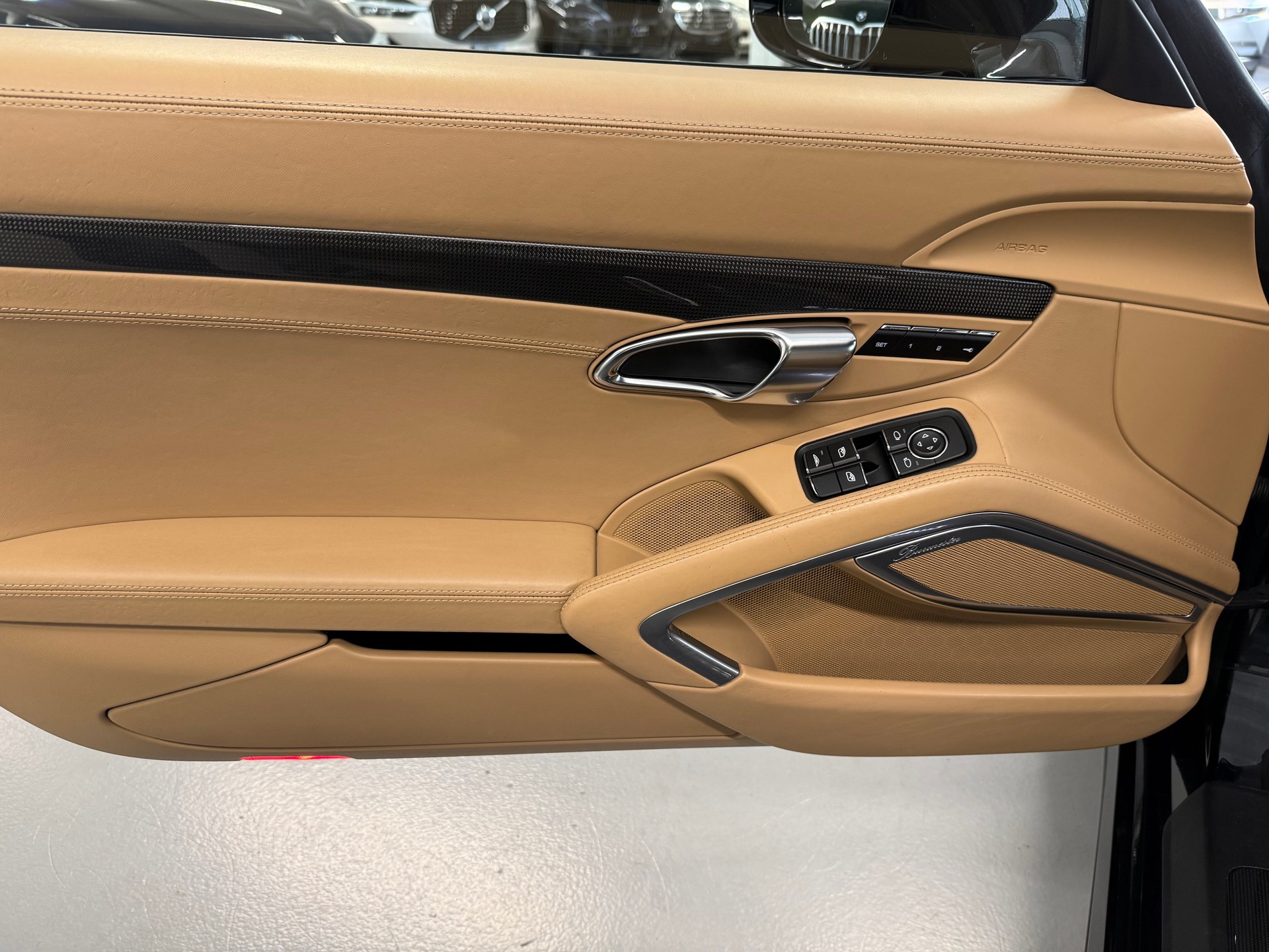 PORSCHE 911 Turbo S Cabrio PDK-image-20