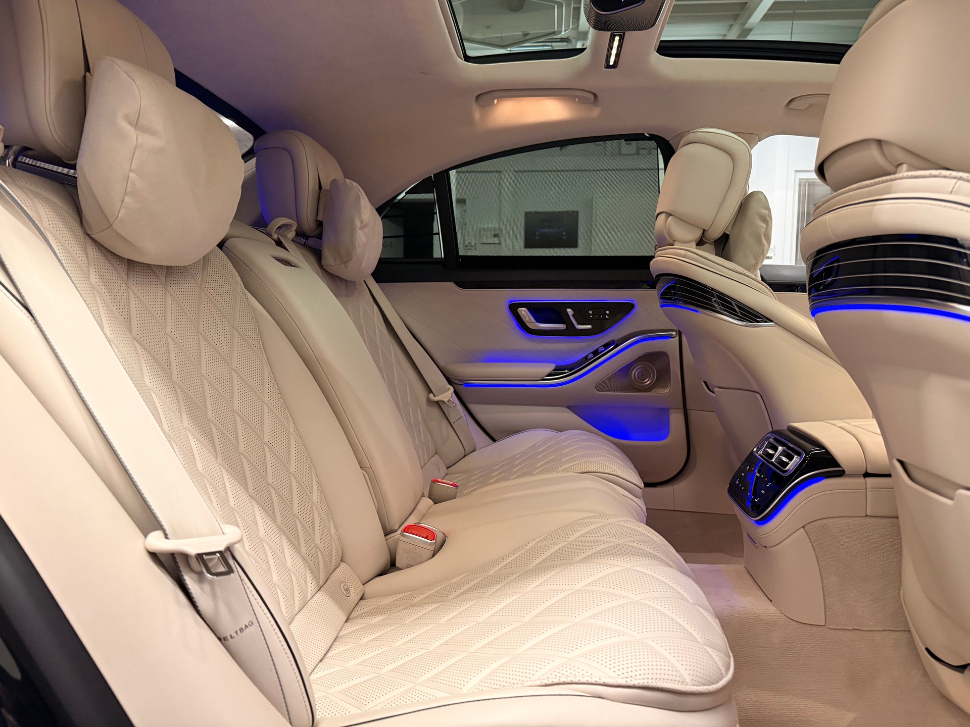 MERCEDES-BENZ S 580 4Matic AMG Line 9G-Tronic-image-11