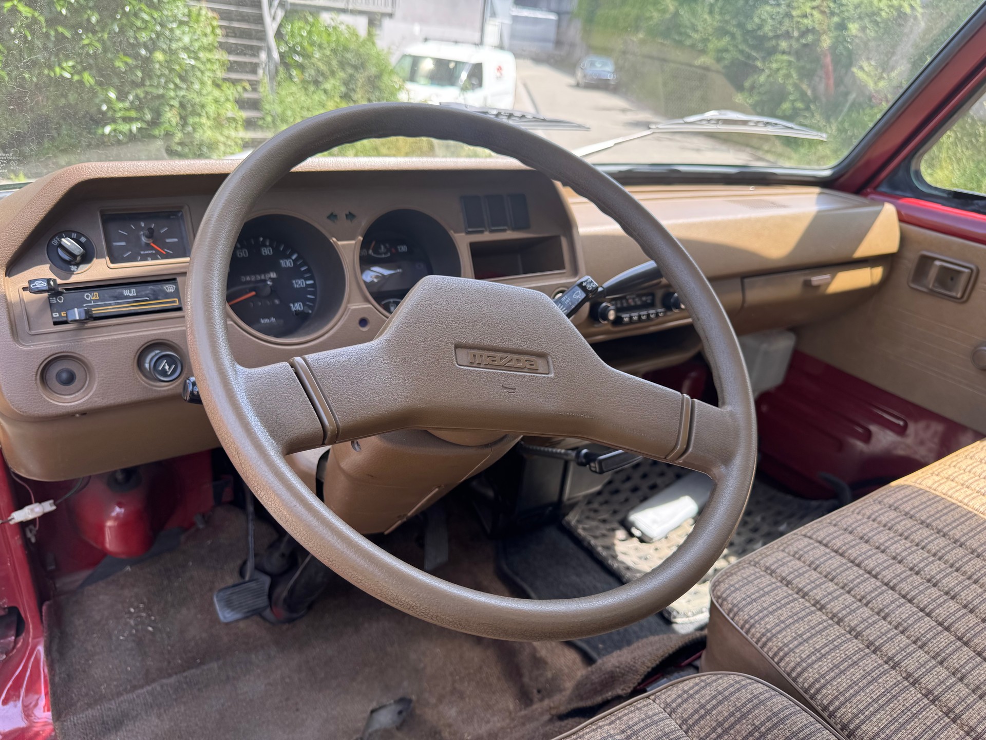 MAZDA E 1600 BA2N9/SB1-image-6