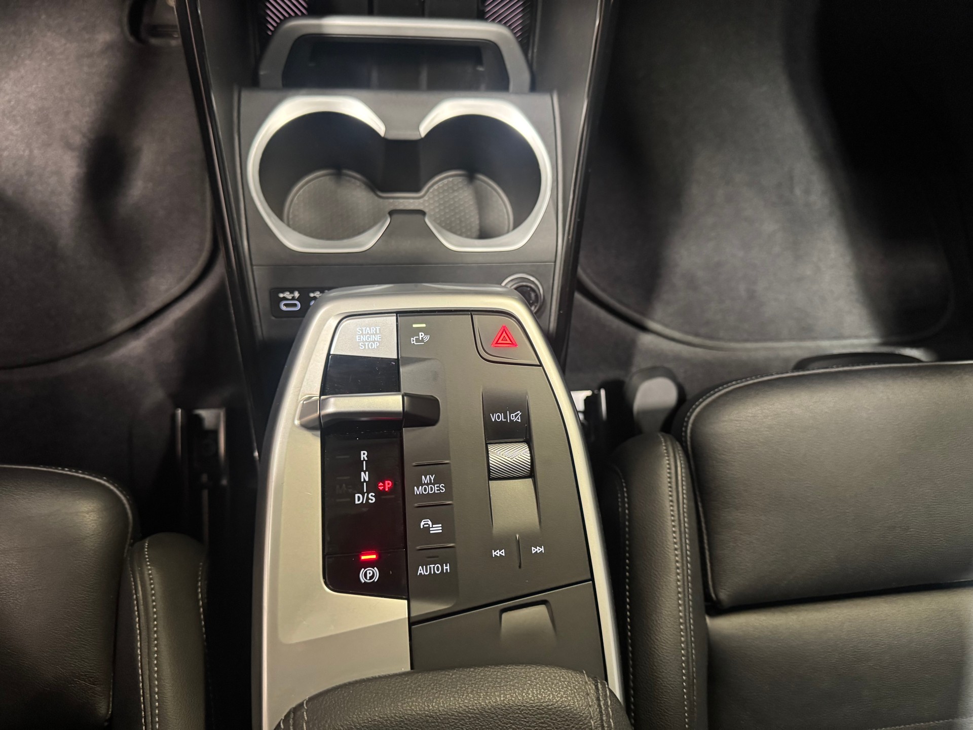 BMW X1 xDrive 30e M Sport (4)-image-18