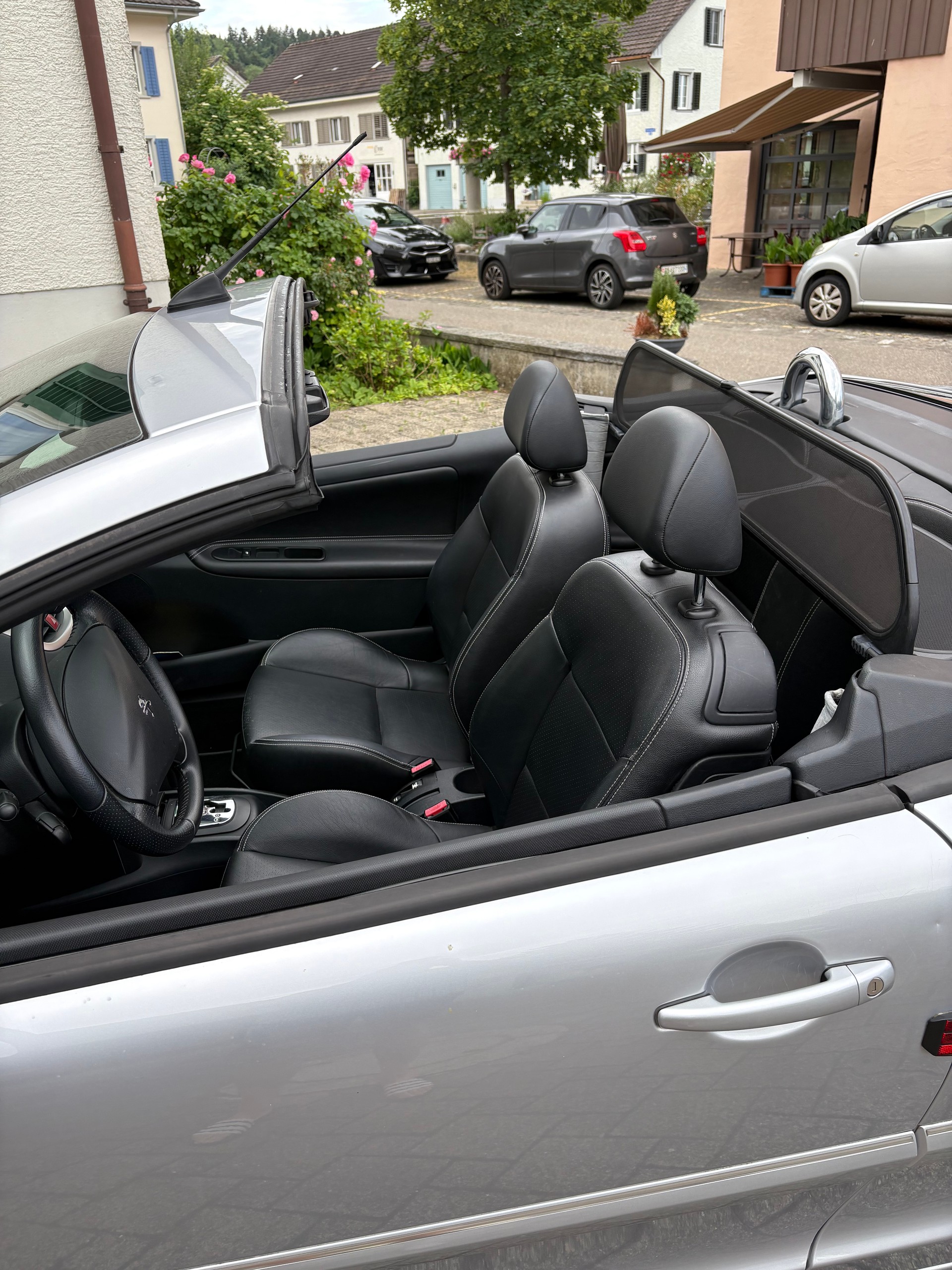 PEUGEOT 1.2 e STT-image-5