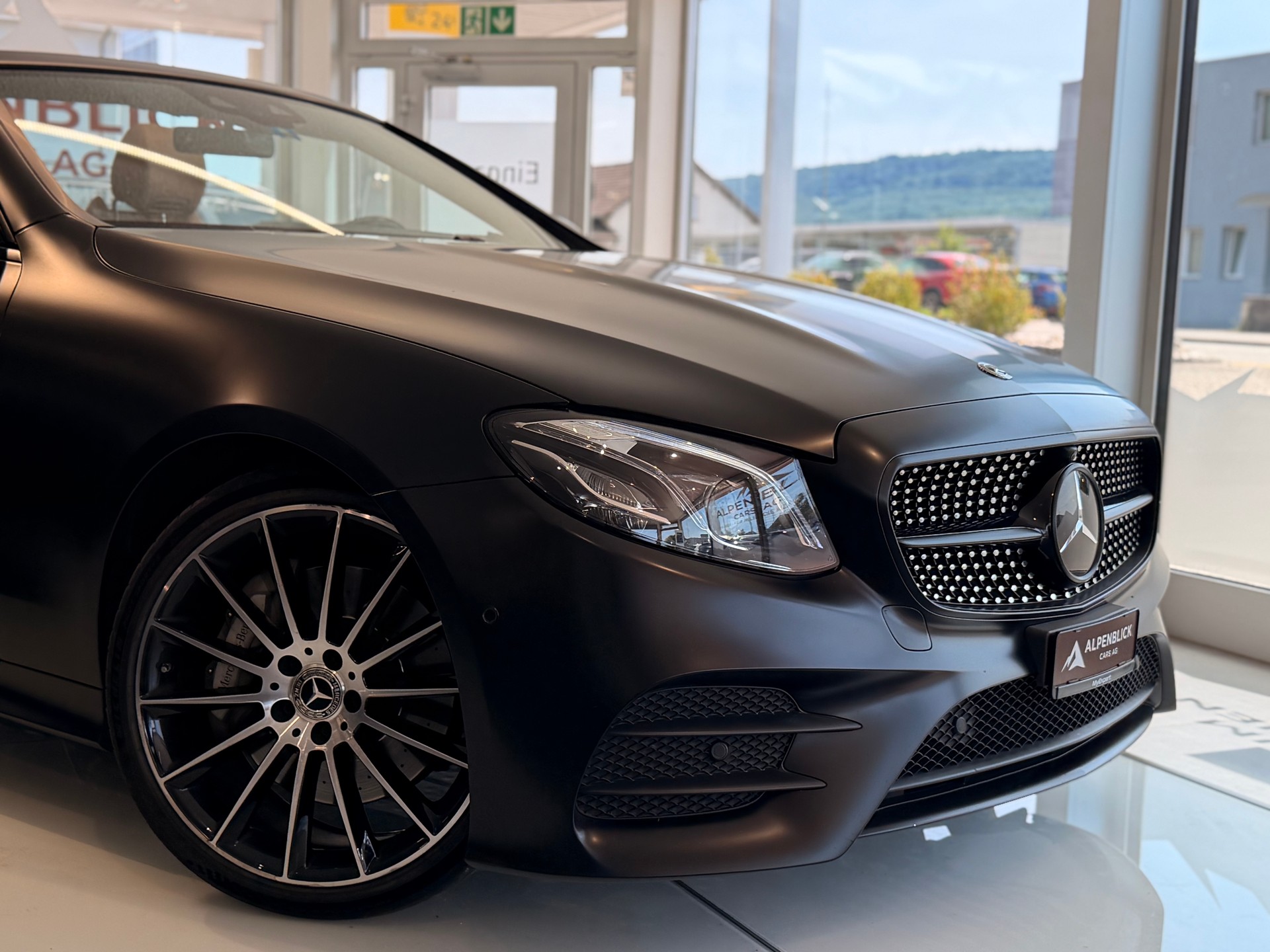 MERCEDES-BENZ E 400 Cabriolet Avantgarde 4 Matic 9G-Tronic-showroom-element-1