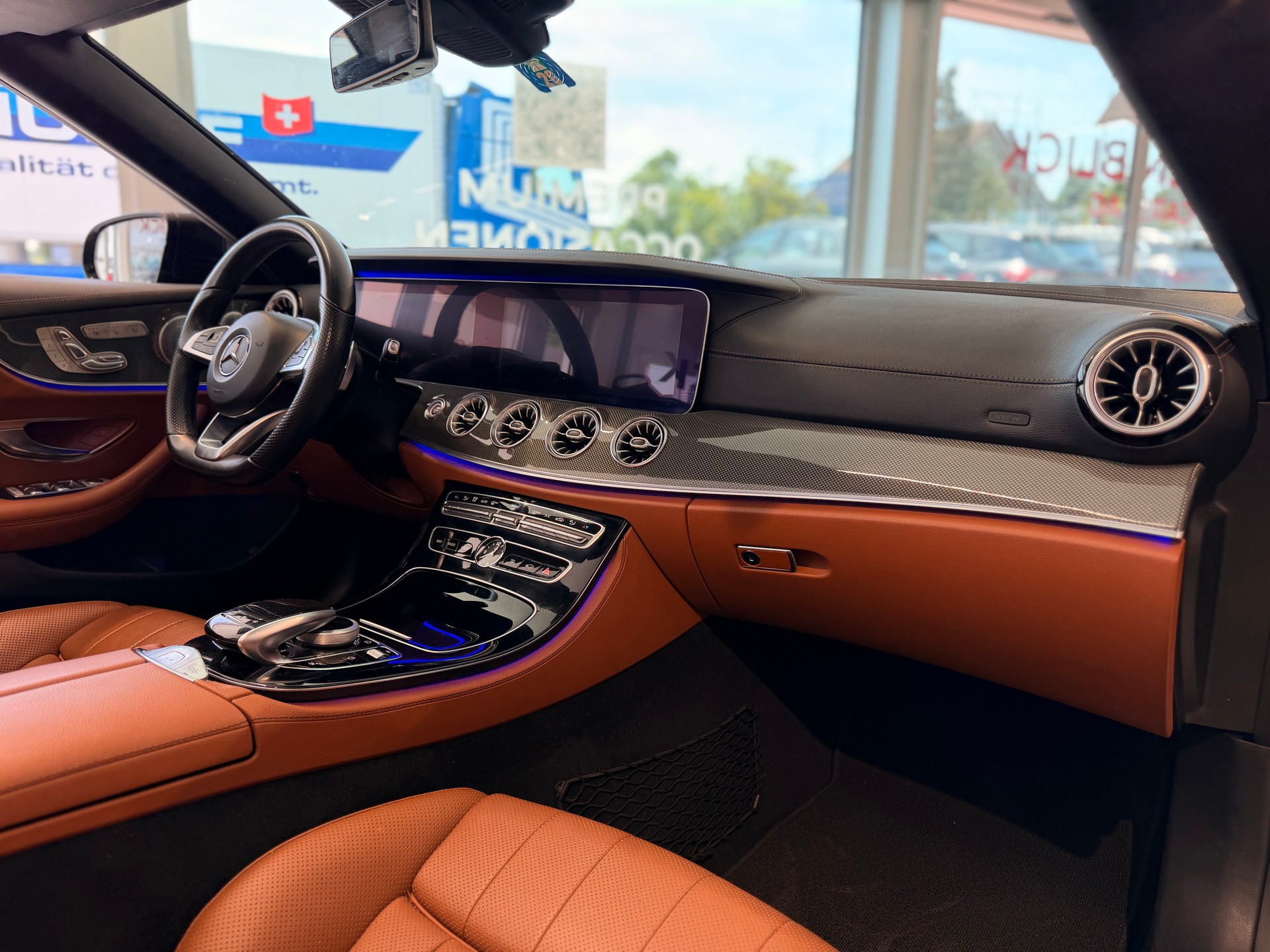 MERCEDES-BENZ E 400 Cabriolet Avantgarde 4 Matic 9G-Tronic-image-21