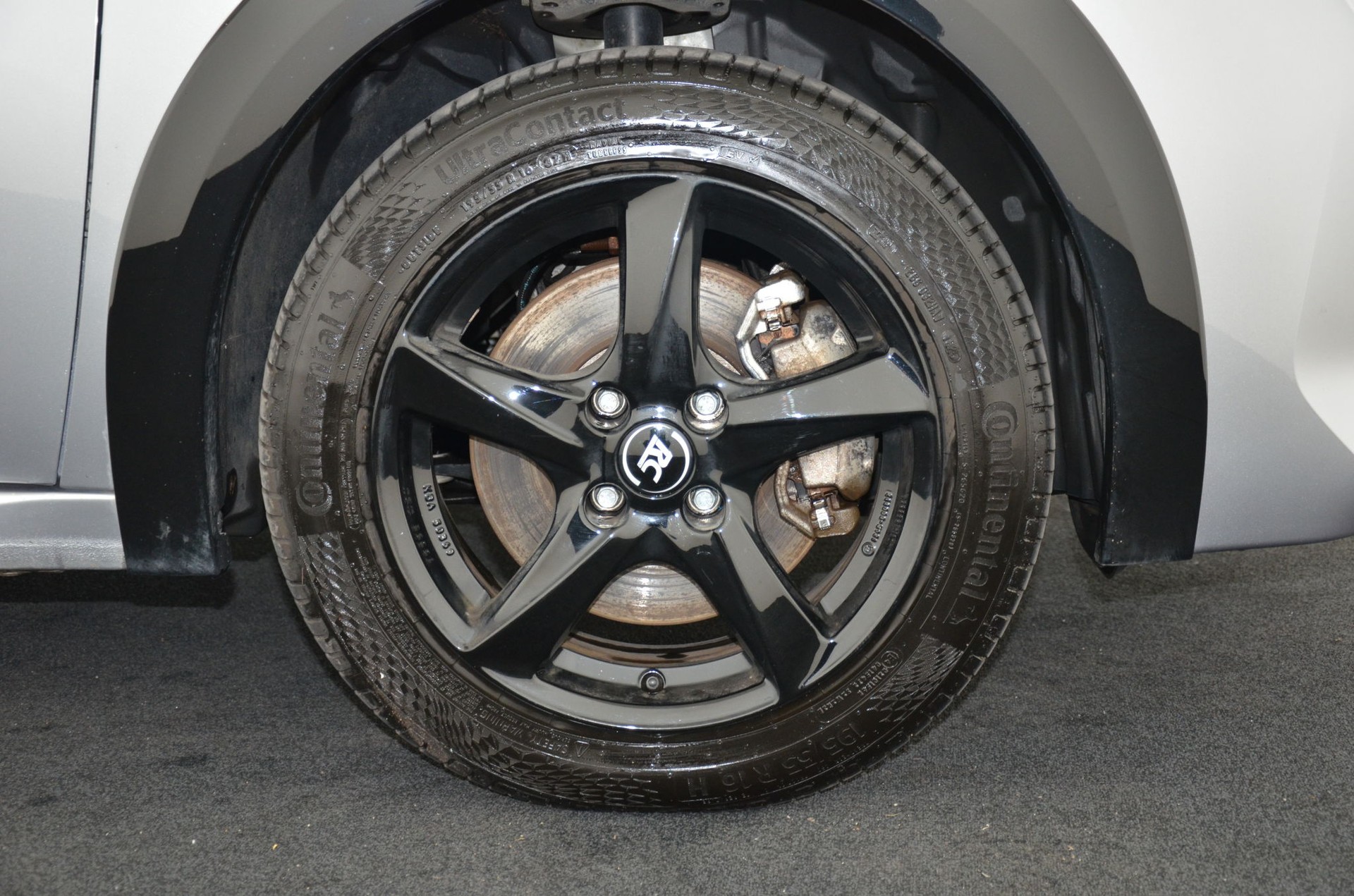 PEUGEOT 208 Elektrik Active-image-9