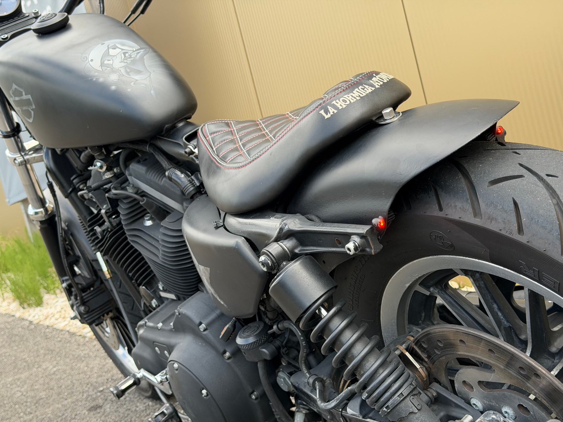 HARLEY-DAVIDSON XL 883 R Sportster Roadster-image-12