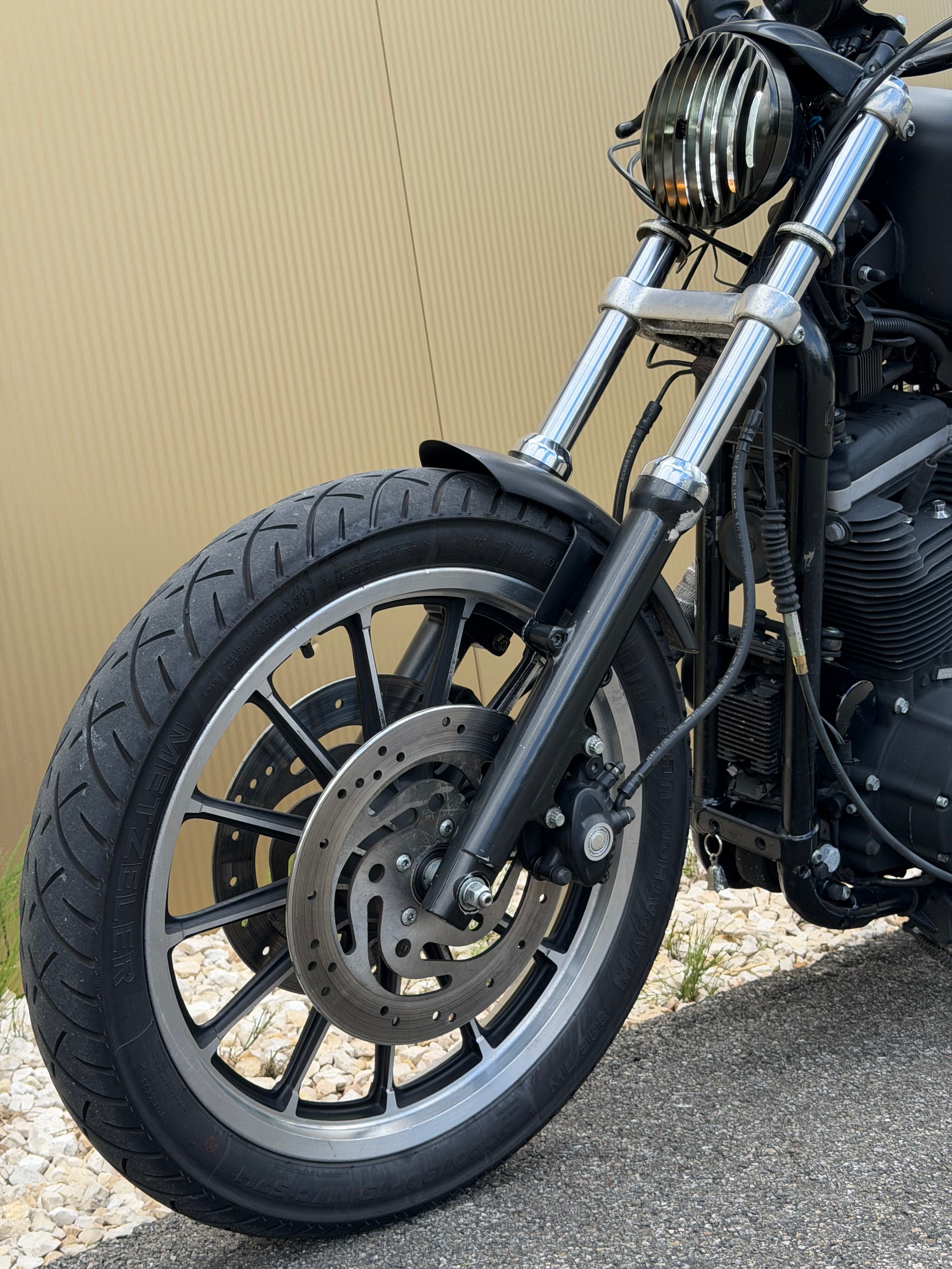 HARLEY-DAVIDSON XL 883 R Sportster Roadster-image-8