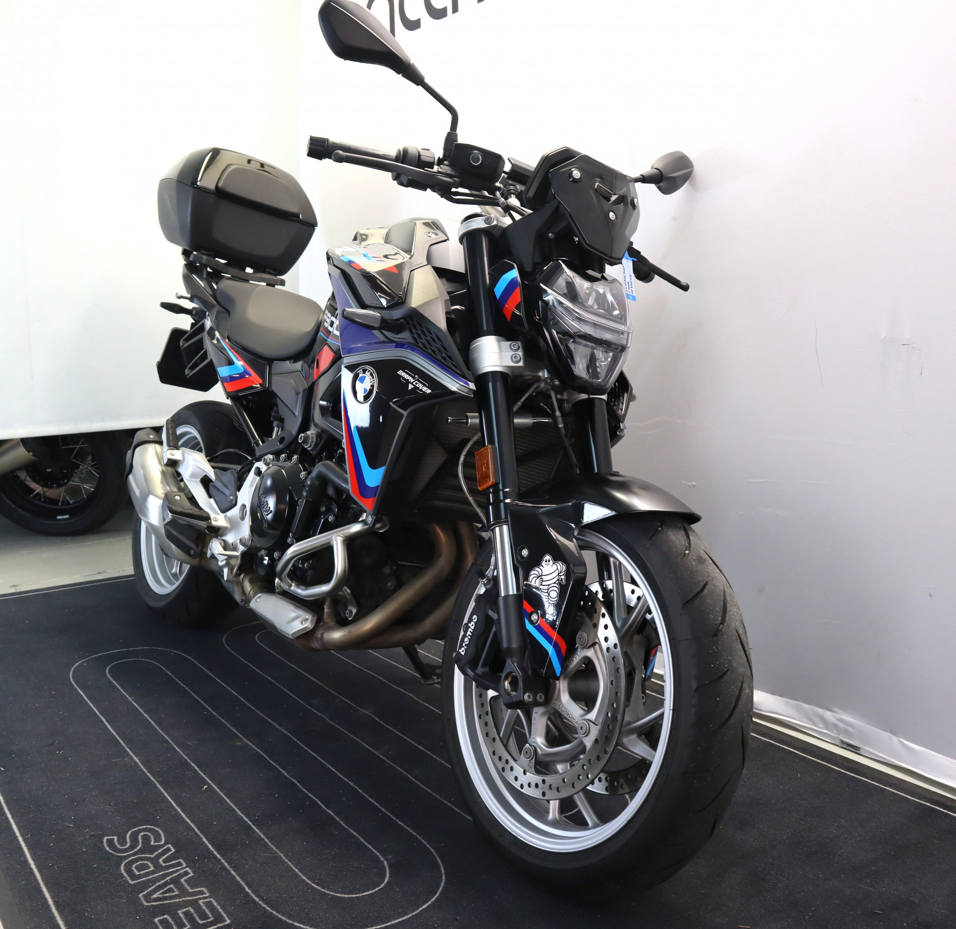 BMW F 900 R-image-2