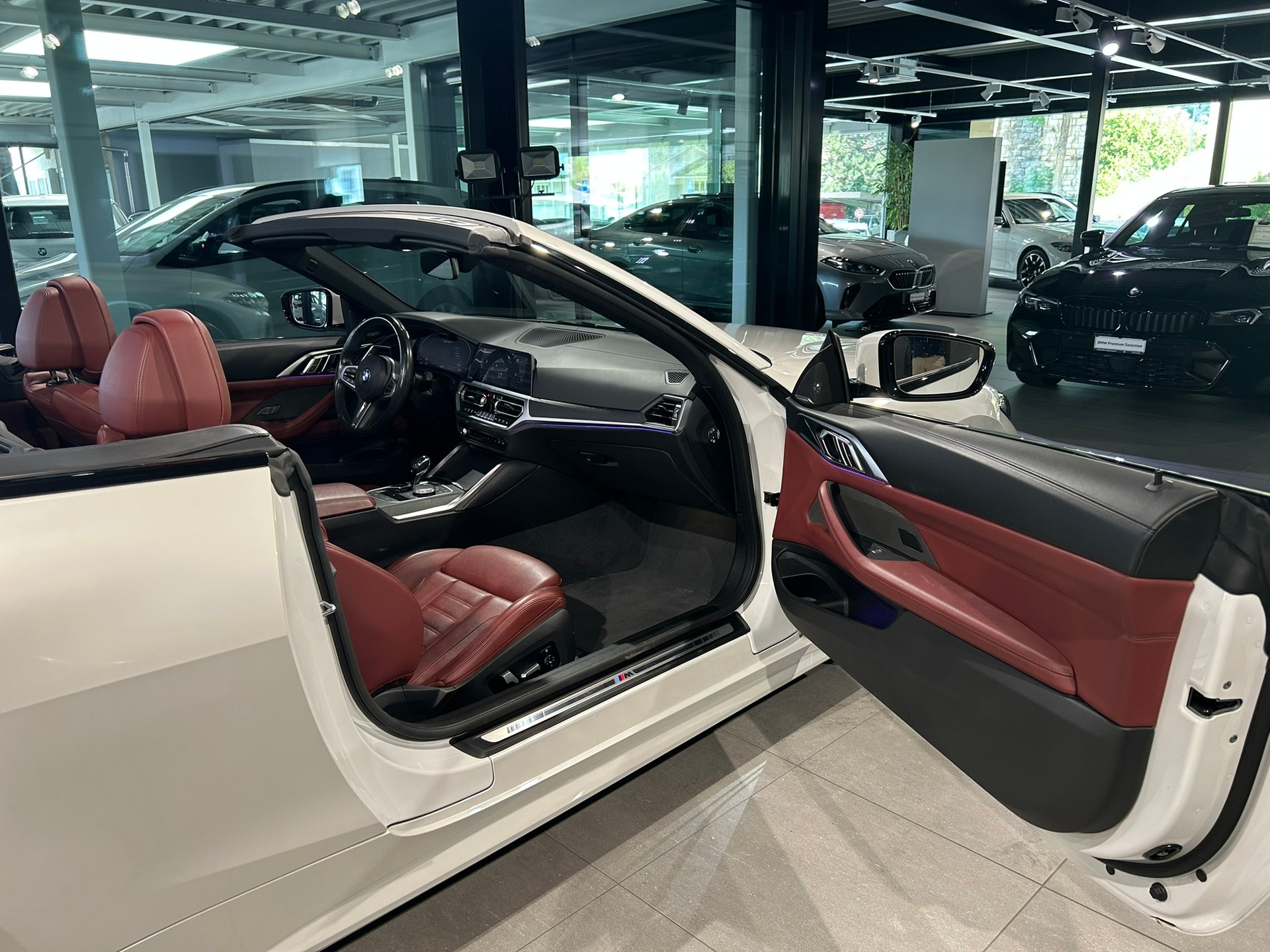 BMW M440i xDrive 48V Cabriolet Steptronic-image-27