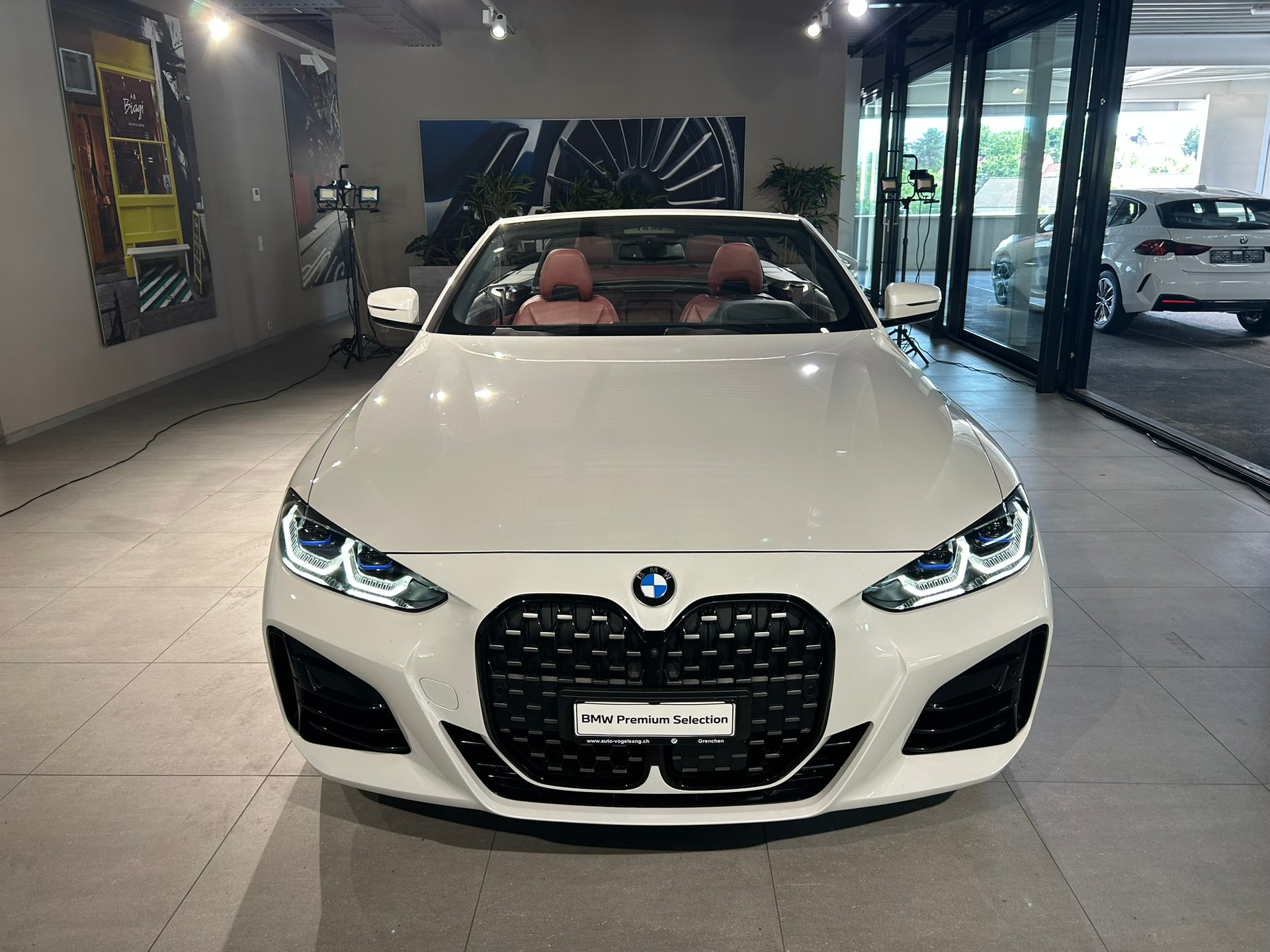 BMW M440i xDrive 48V Cabriolet Steptronic-showroom-element-3