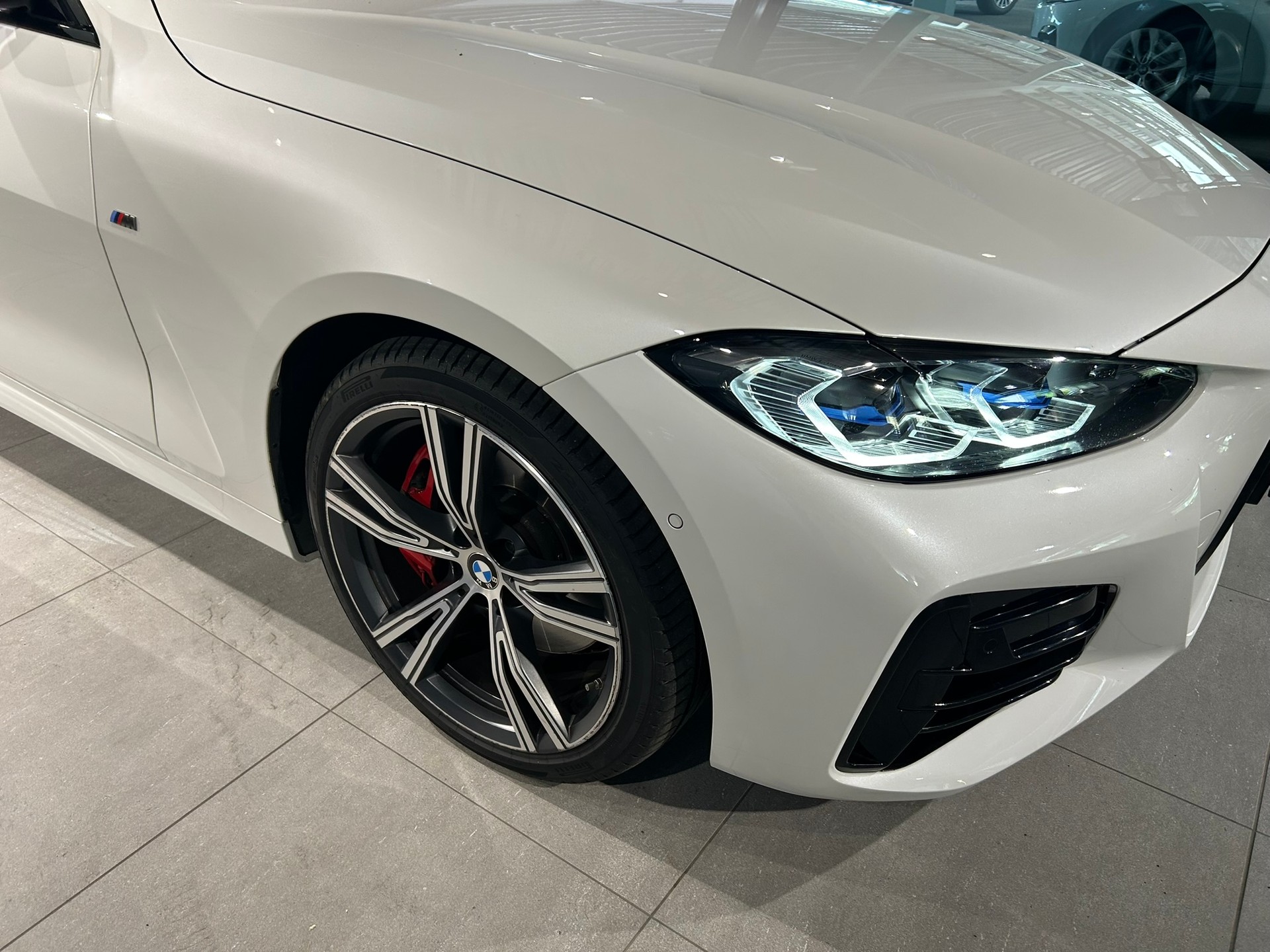 BMW M440i xDrive 48V Cabriolet Steptronic-image-24